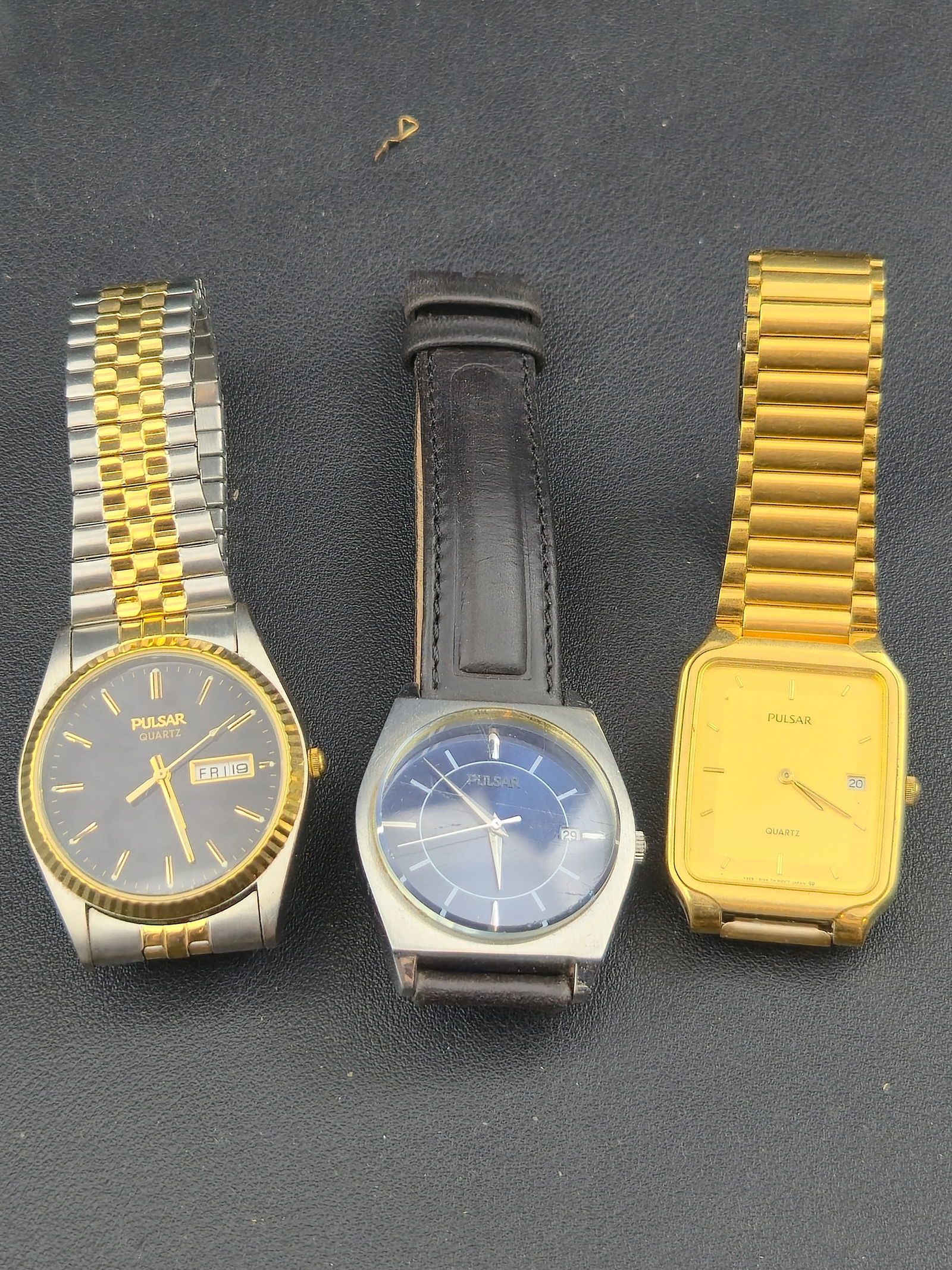 Lot of 3 Pulsar Quartz Watches V329 6000 Japan Gold & Two Tone (1 of 6)