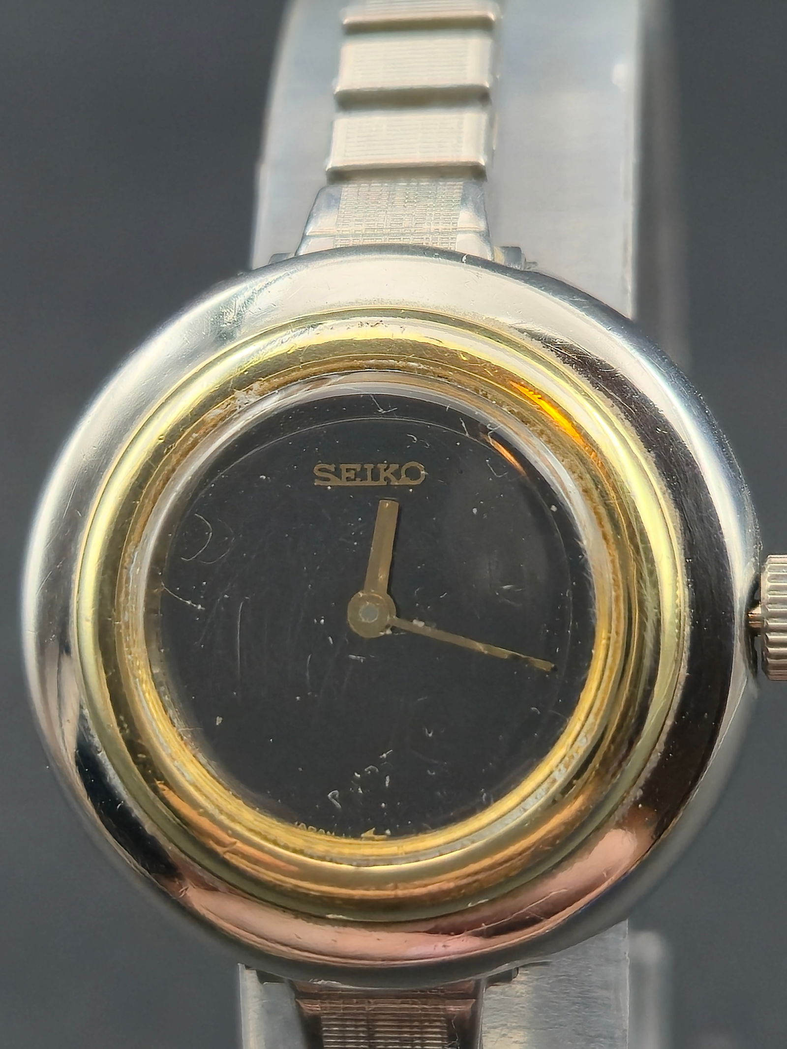 1969 Seiko 11-1039 17 Jewel 27mm Manual Wind Black Dial Ladies Watch Runs (1 of 11)