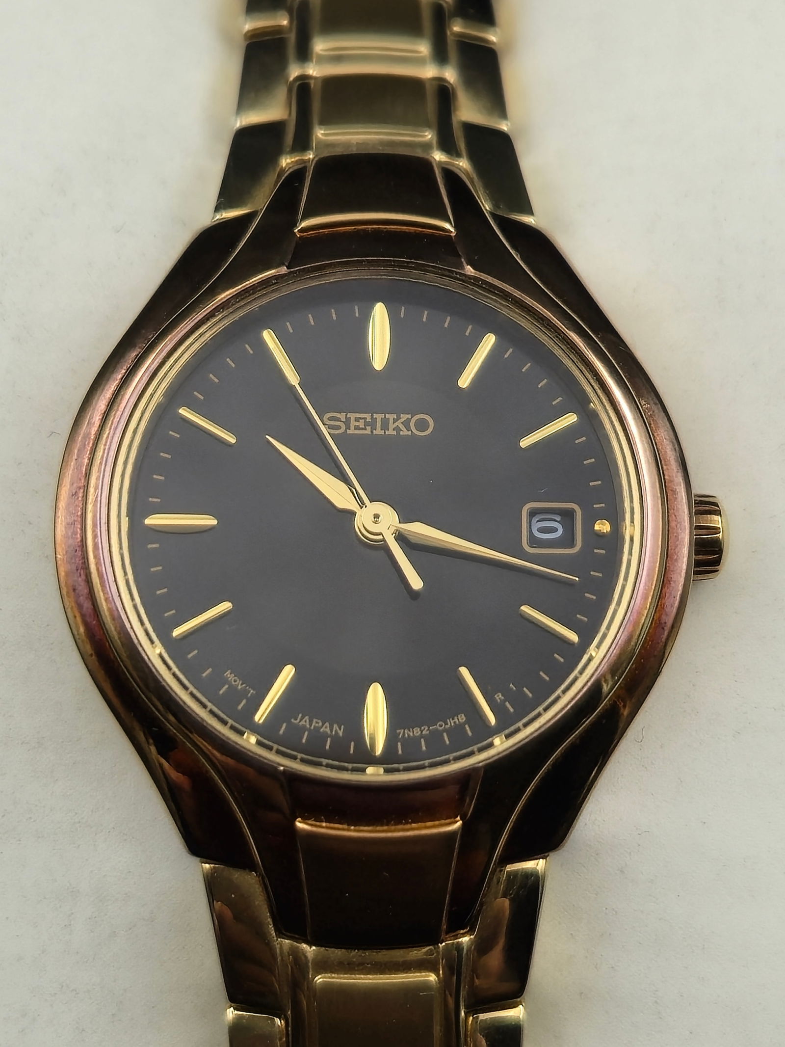 Seiko Ladies Quartz Date Watch Ref SXDA36 Cal 7N82 Gold Tone 25mm NOS Box (1 of 9)