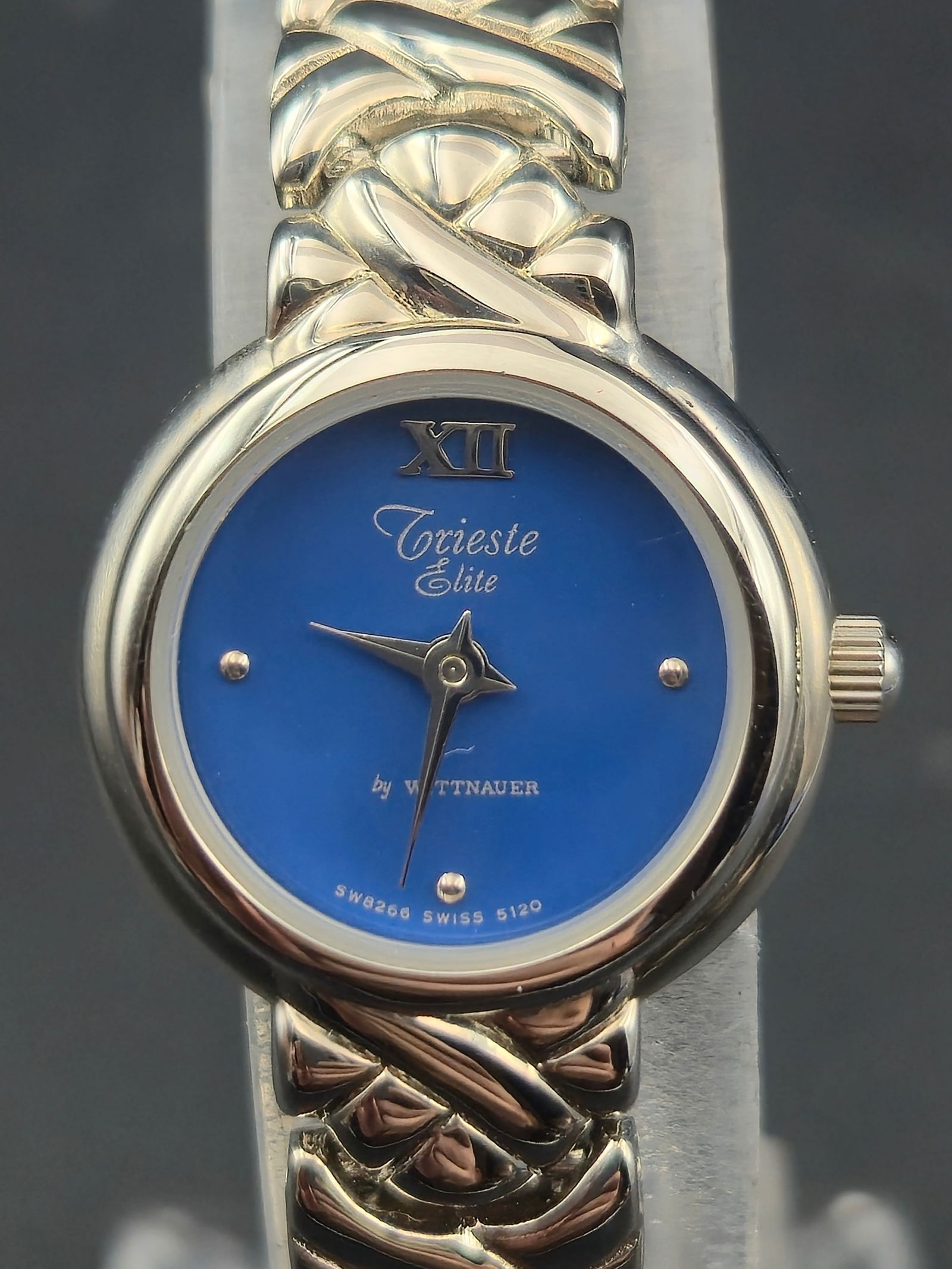 Wittnauer Trieste Elite Ladies Watch 20mm Blue Dial Bracelet Quartz (1 of 10)