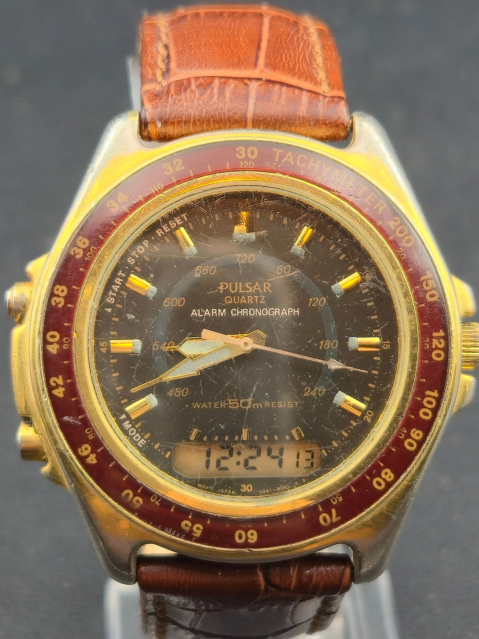 1990s Pulsar V041-8020 Alarm Chronograph Quartz Tachymeter Gold Tone 40mm New Battery Running (1 of 9)