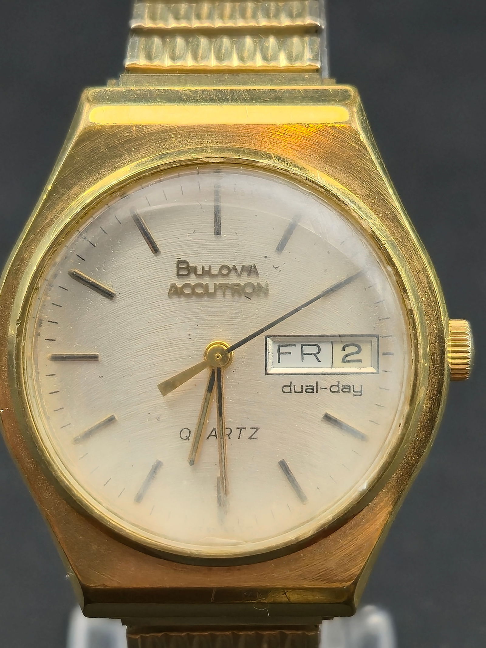 1977 Bulova Accutron Quartz Dual Day N7 Gold Tone Day Date Watch Running (1 of 9)