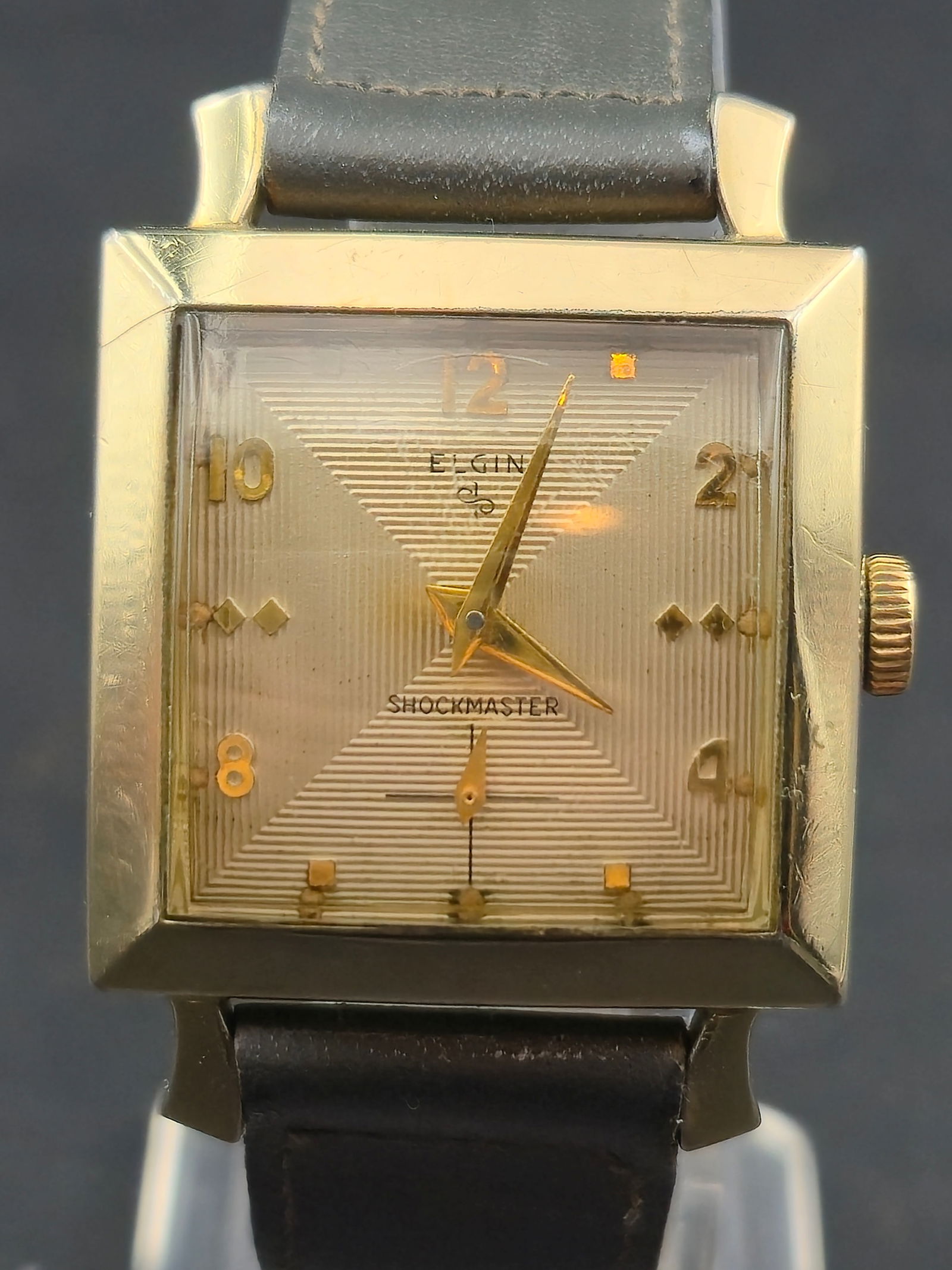 1950s Elgin Shockmaster Cal 687 17J Manual Watch 28mm Gold Filled Case Small Seconds Running (1 of 10)
