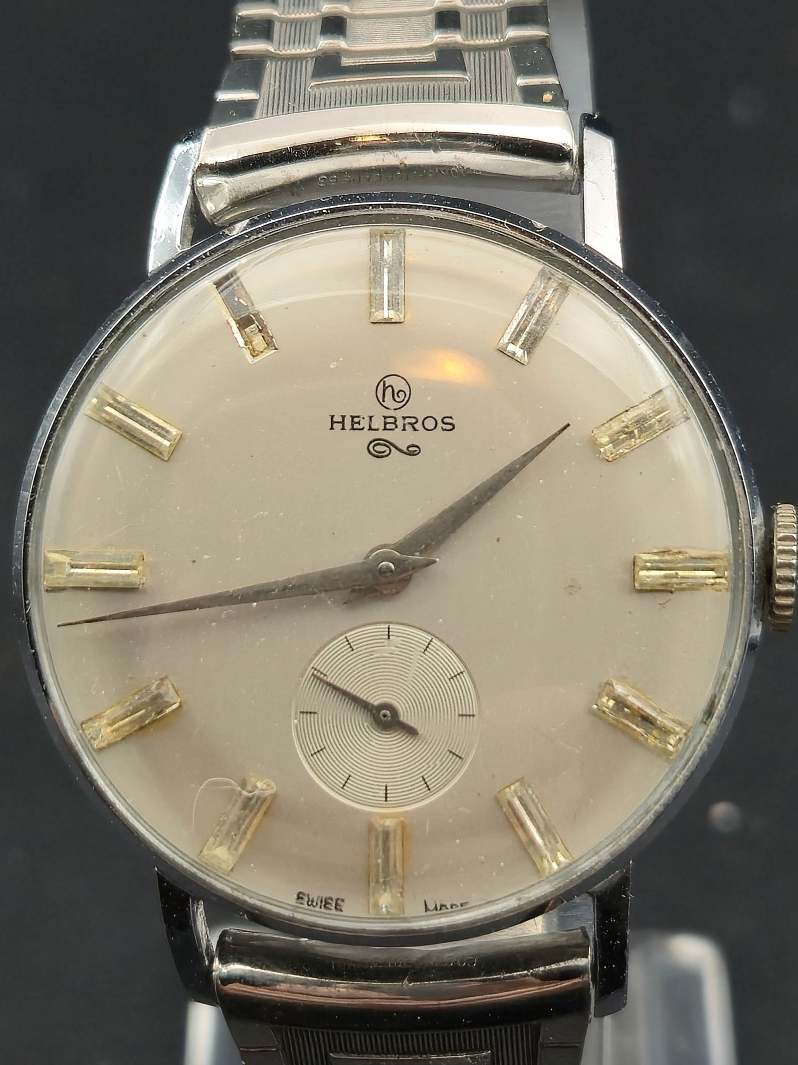 1950s Helbros 7J Swiss Small Seconds Watch 33mm Chrome Bezel SS Back 10K GF Capped Band: Vintage Helbros Swiss wristwatch dating to the 1950s, powered by a Swiss manual wind movement with 7 jewels signed Helbros Watch Co Swiss and marked Unadjusted 7 Seven Jewels.The dial is signed Helbro