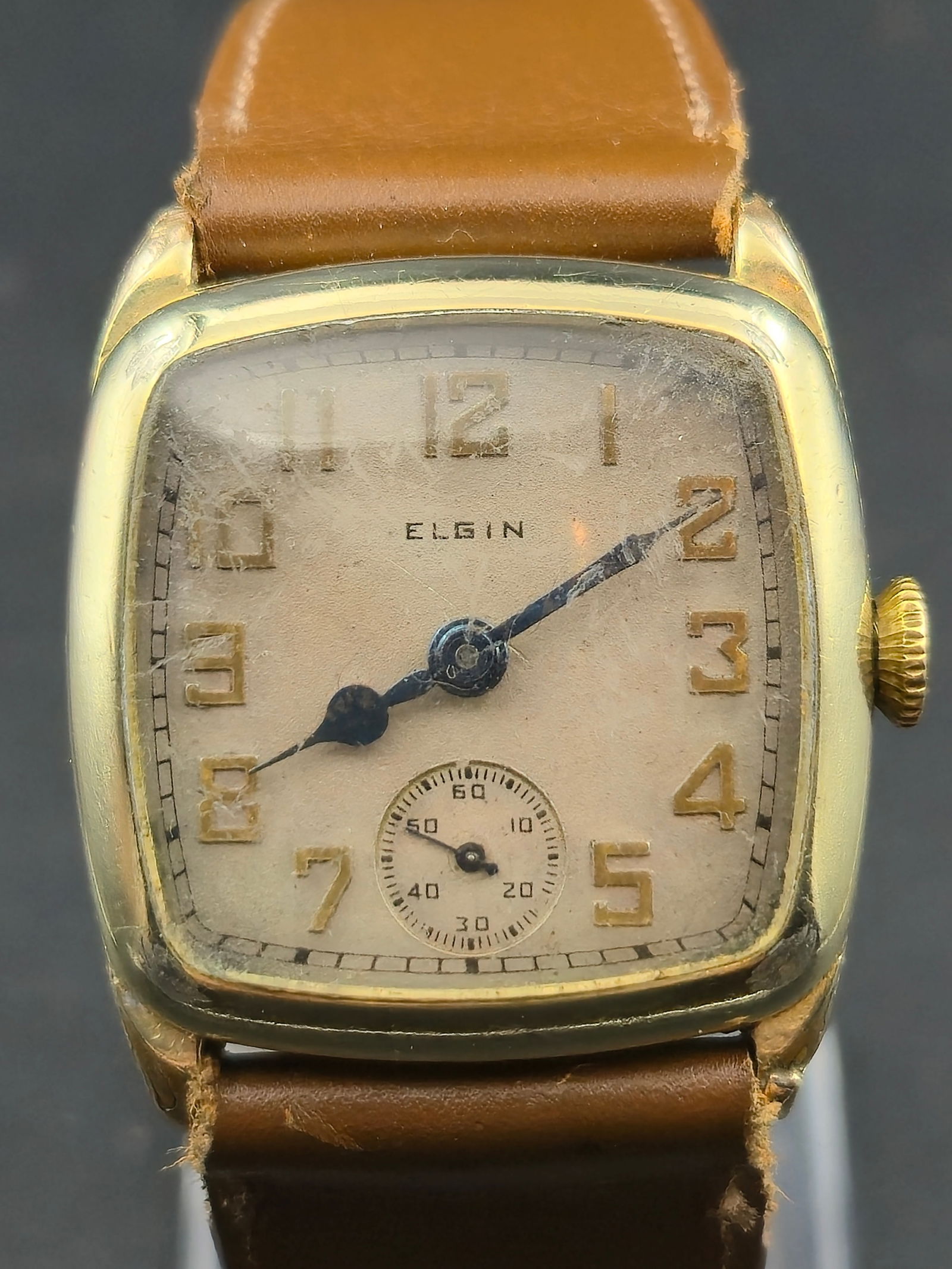 1930s Elgin Cushion Case 14K Gold Filled Watch Model E-301 29mm Running (1 of 11)