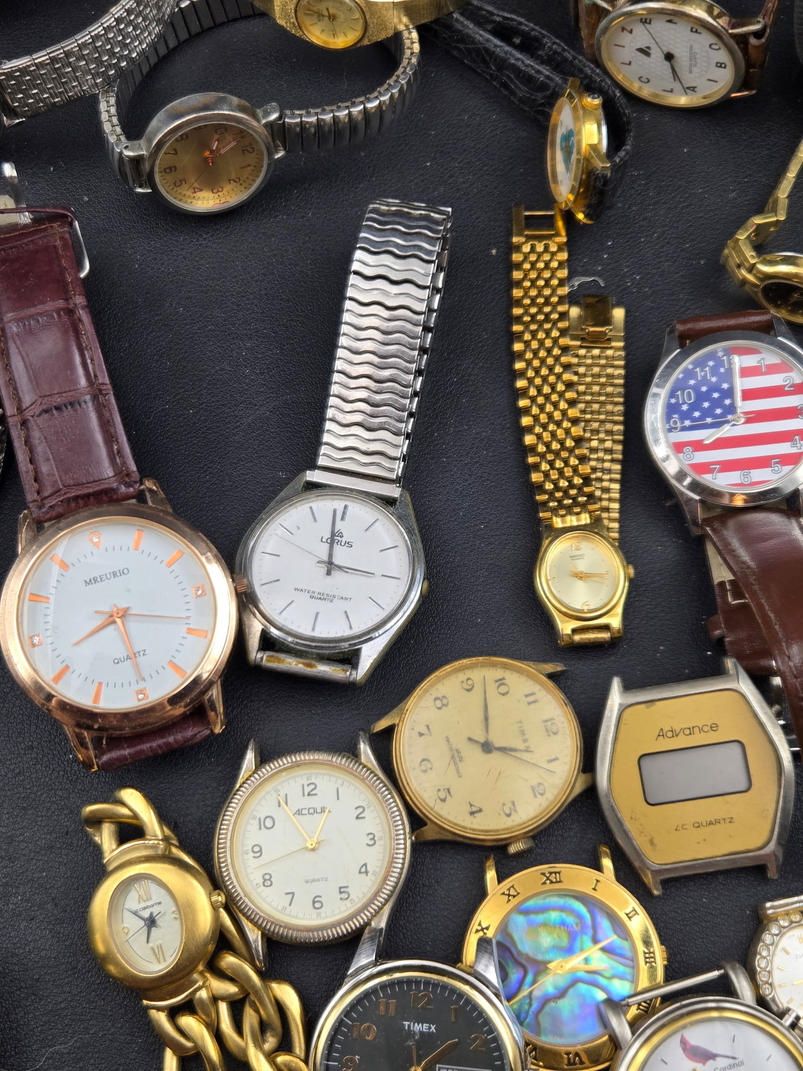 Vintage Wristwatch Lot Timex Lorus Quartz Stretch Bands Mens Ladies Mixed Styles (1 of 7)