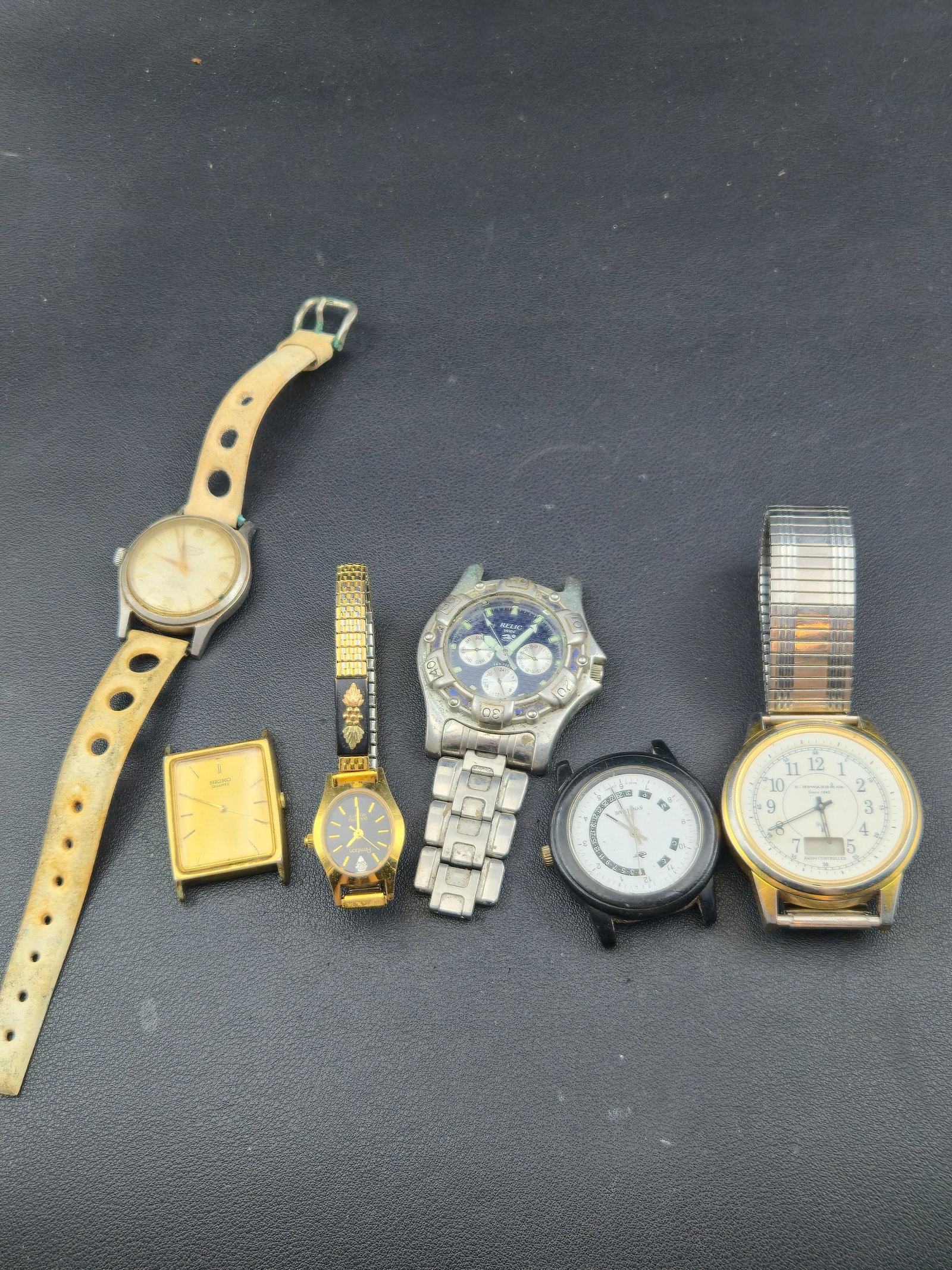 Vintage Watch Lot Rutex Seiko Quartz Relic Elgin Howard Diamond Untested Parts Repair Mixed Lot (1 of 5)