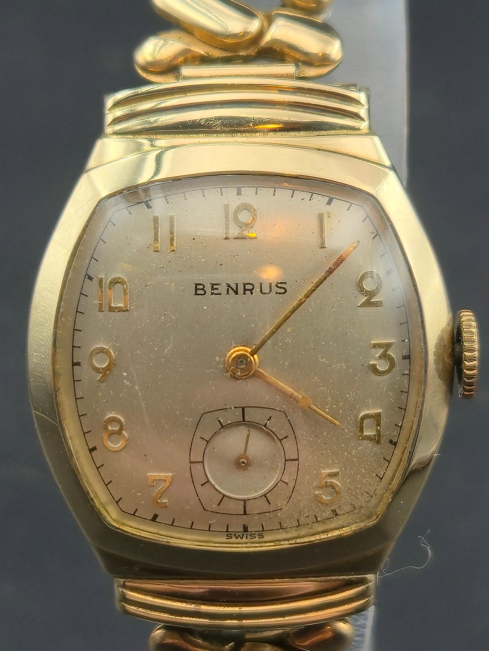 1940s Benrus Model BB4 17J Gold Filled Cushion Sub Seconds 25mm (1 of 10)