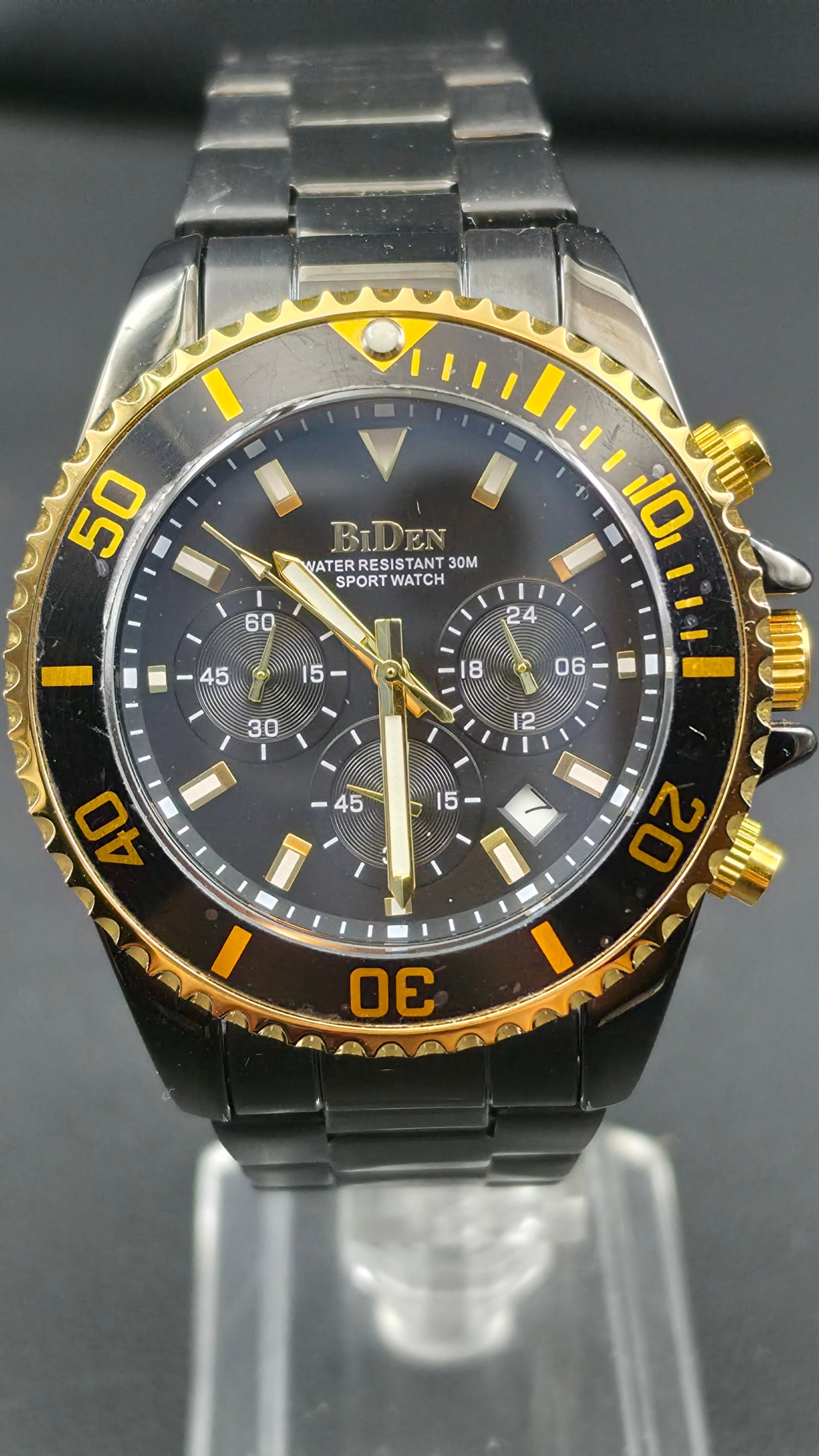 BiDen Quartz Chronograph Sport Watch 45mm Black Gold Tone 30M Running New Battery (1 of 9)