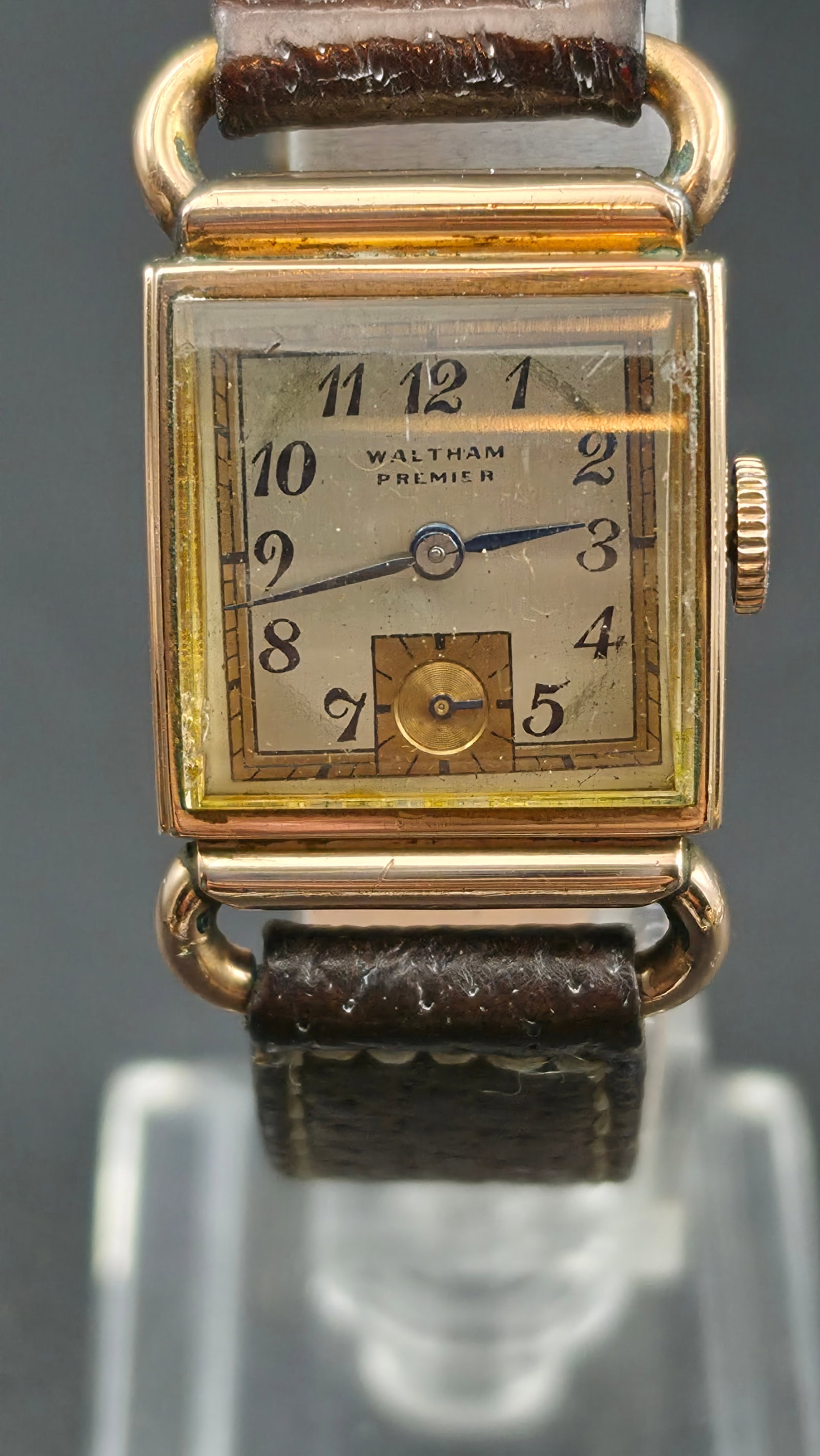Waltham Premier 17 Jewel Art Deco 10K Gold Filled Tank Watch Runs USA Made c.1940 (1 of 10)