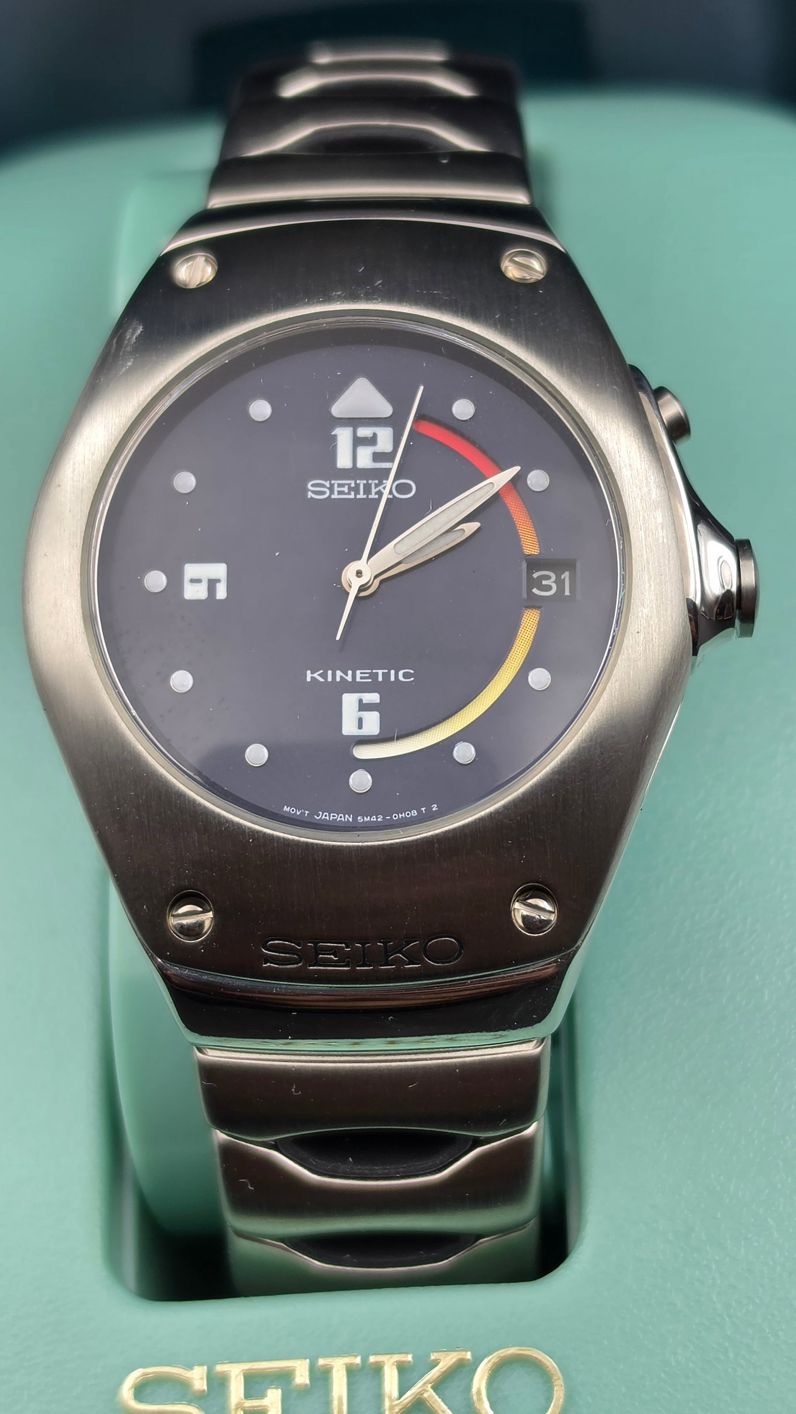 Seiko Kinetic 5M42-0E39 NOS Full Set Box Papers Guarantee Card 1997 Stainless Steel Watch (1 of 11)
