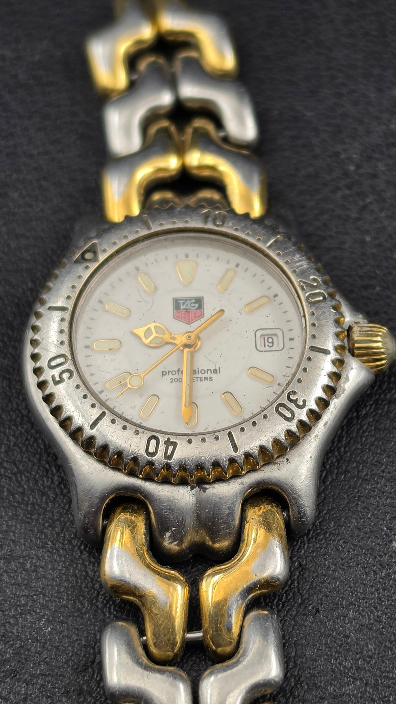 TAG Heuer S/El Professional 200m Ladies Two-Tone Watch Ref WG1322-2 Sapphire Crystal c.1990s 28mm (1 of 8)