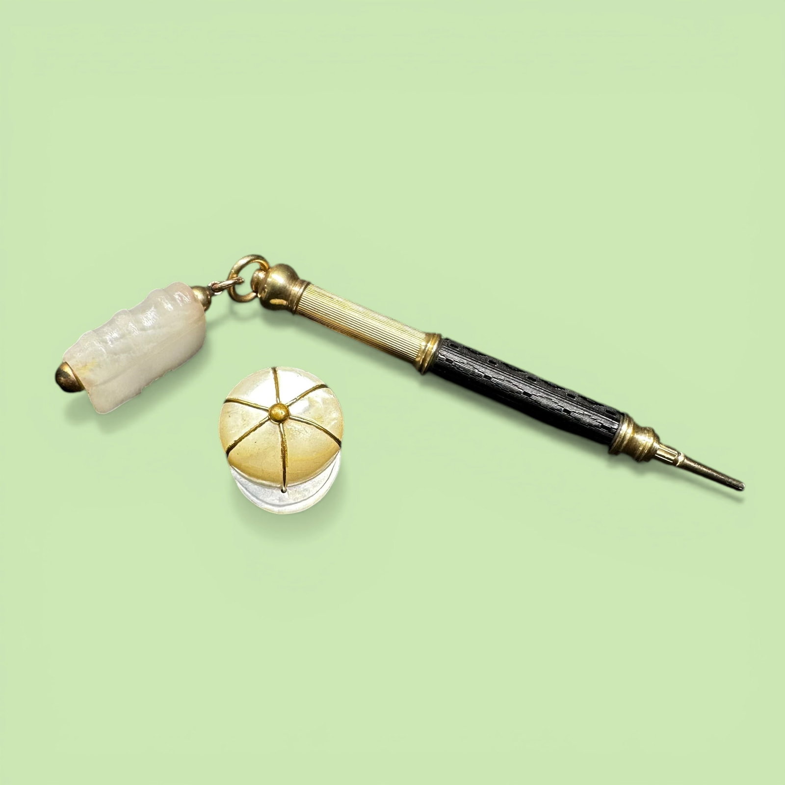 16g Victorian Telescoping Pencil & Mother of Pearl Baseball Cap Piece: (1 of 10)