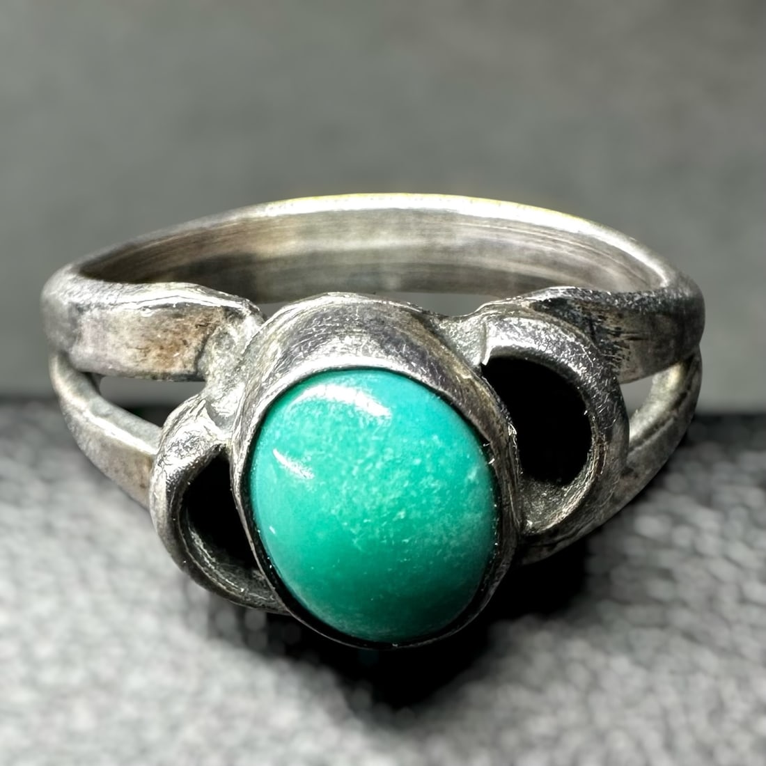 Sz5.75/3g Native American Sterling Silver Kingman Turquoise Ring (1 of 7)