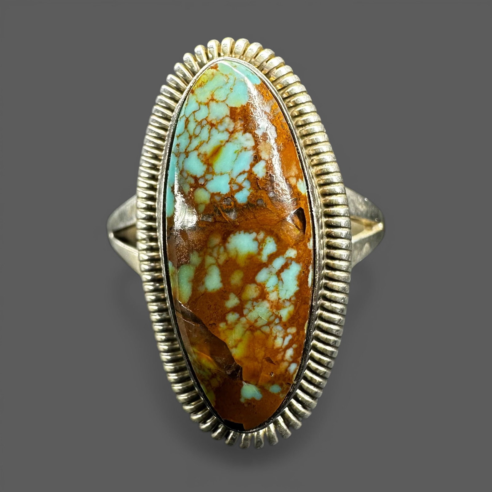 Sz10/7g Native American Navajo Wydell Billie 925 Sterling Silver Royston Turquoise Ring: Sz10/7g Native American 925 Sterling Silver Royston Turquoise RingBrand/Model: Hallmarked. Native American Navajo Wydell Billie.Manufacturer Location: Not marked.Year Produced: Unknown.Condition: Good