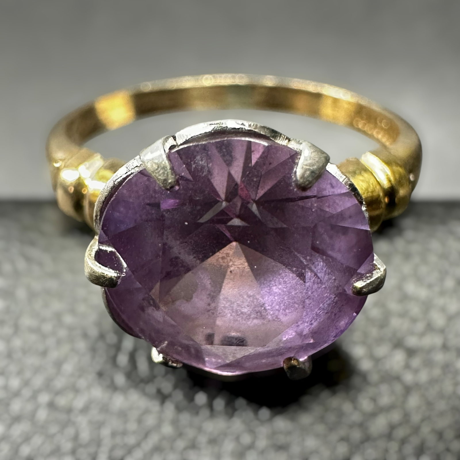 Sz6.75/3g Vintage 10K Gold Filled Band Sterling Silver Top & Amethyst Ring (1 of 7)