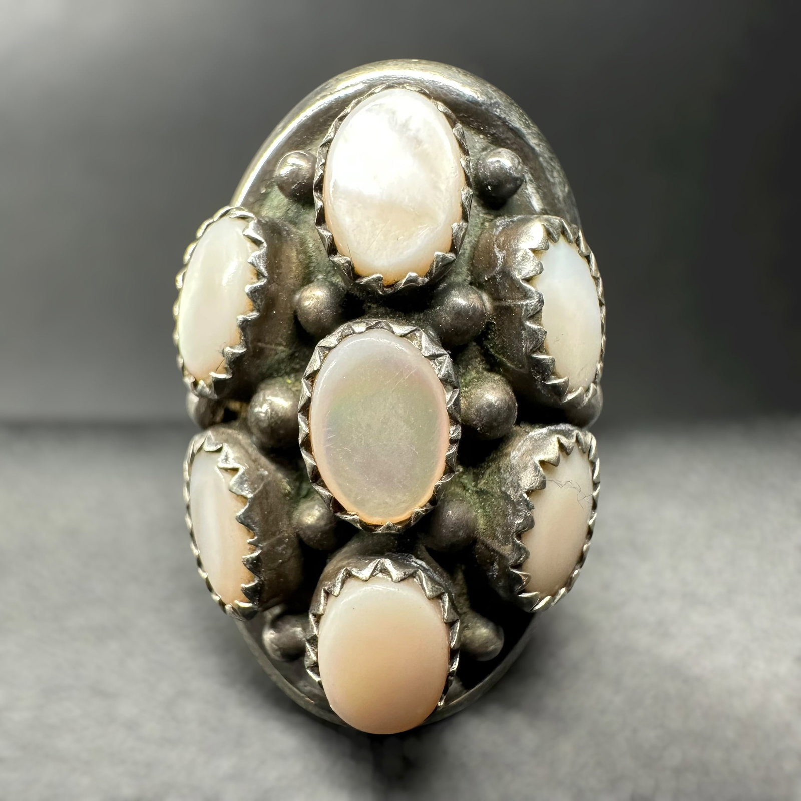 Sz6.5/7g Navajo Ben Touchine Sterling Silver Mother Of Pearl Ring: Sz6.5/7g Navajo Ben Touchine Sterling Silver Mother Of Pearl Ring:Brand/Model: Hallmarked; “B. TOUCHINE”. Navajo artisan; Ben Touchine.Manufacturer Location: Southwestern United States.Year Pr