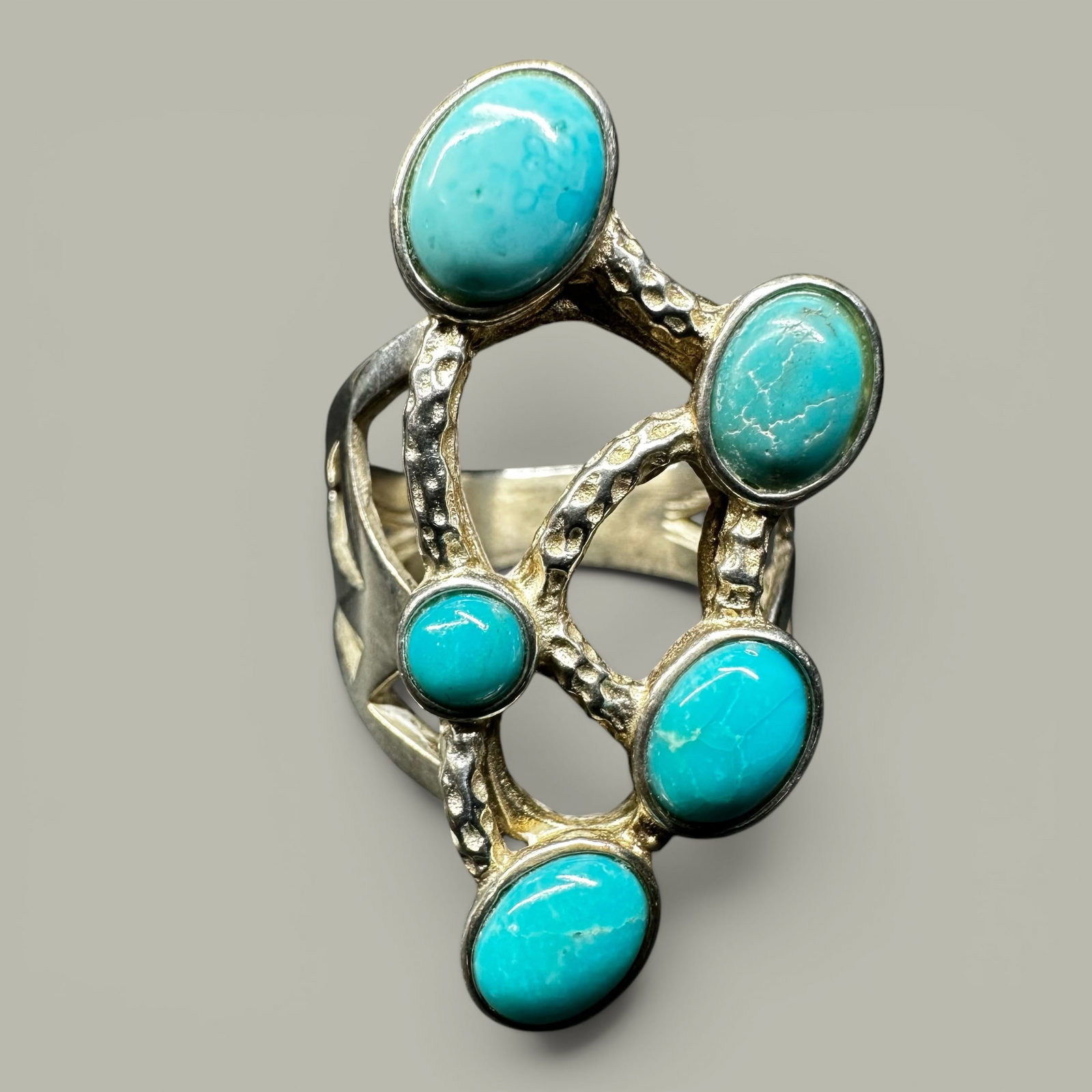 Sz7.75/7g China 925 Sterling Silver Turquoise Ring: Sz7.75/7g China 925 Sterling Silver Turquoise Ring:Brand/Model: Hallmarked “DK China 925.”Manufacturer Location: China.Year Produced: Unknown.Condition: Overall good condition with light surfa