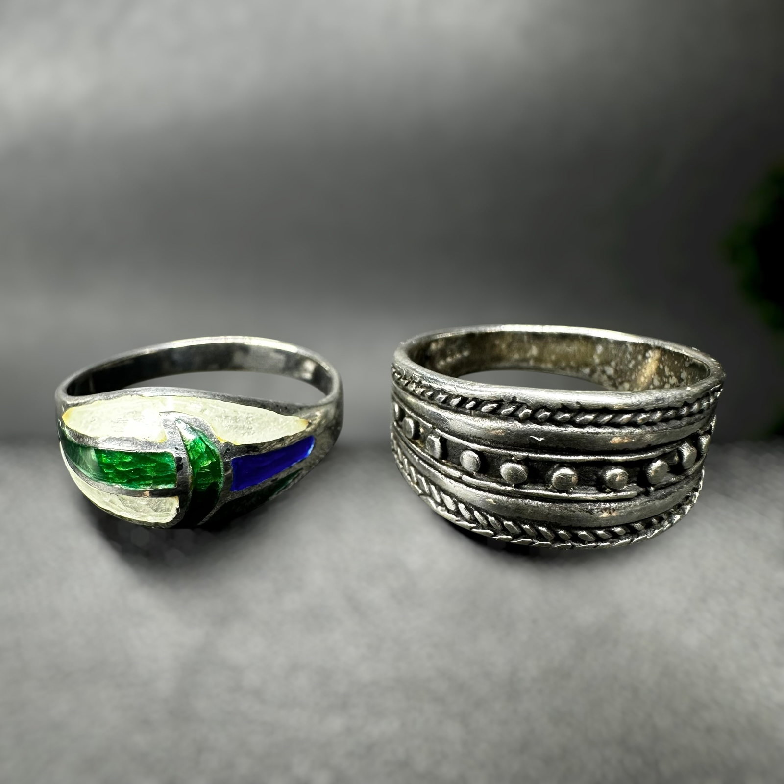 Sz8/Sz8/8g 925 Sterling Silver Enamel Inlay Crescent Moon Ring Lot (1 of 10)