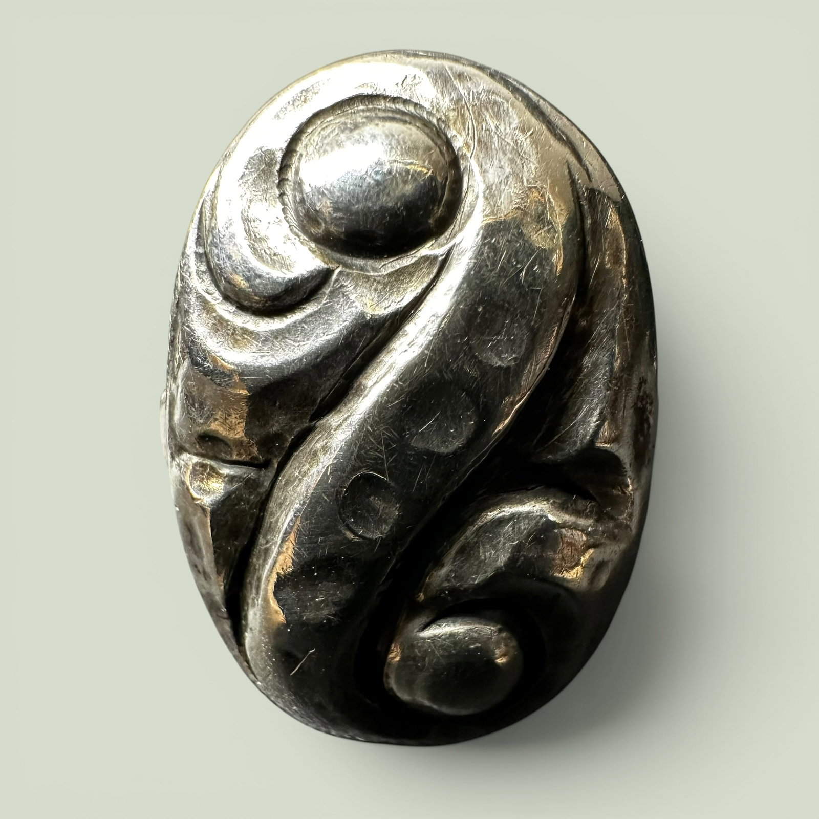 Sz6/5g Antique Perli Sterling Silver Modernist Ring: Sz6/5g Antique Perli Sterling Silver Modernist Ring:Brand/Model: Hallmarked “Perli Handarbeit.” Perli-Werkstätte (Perli Workshop).Manufacturer Location: Germany.Year Produced: 1930s.Condition