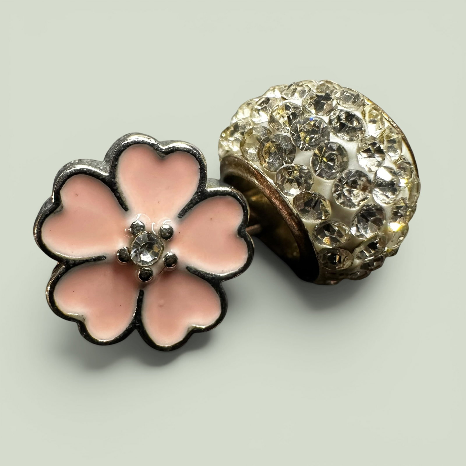 7.5”/11g Pink Enamel Flower & Rhinestone Charm Bracelet (1 of 8)