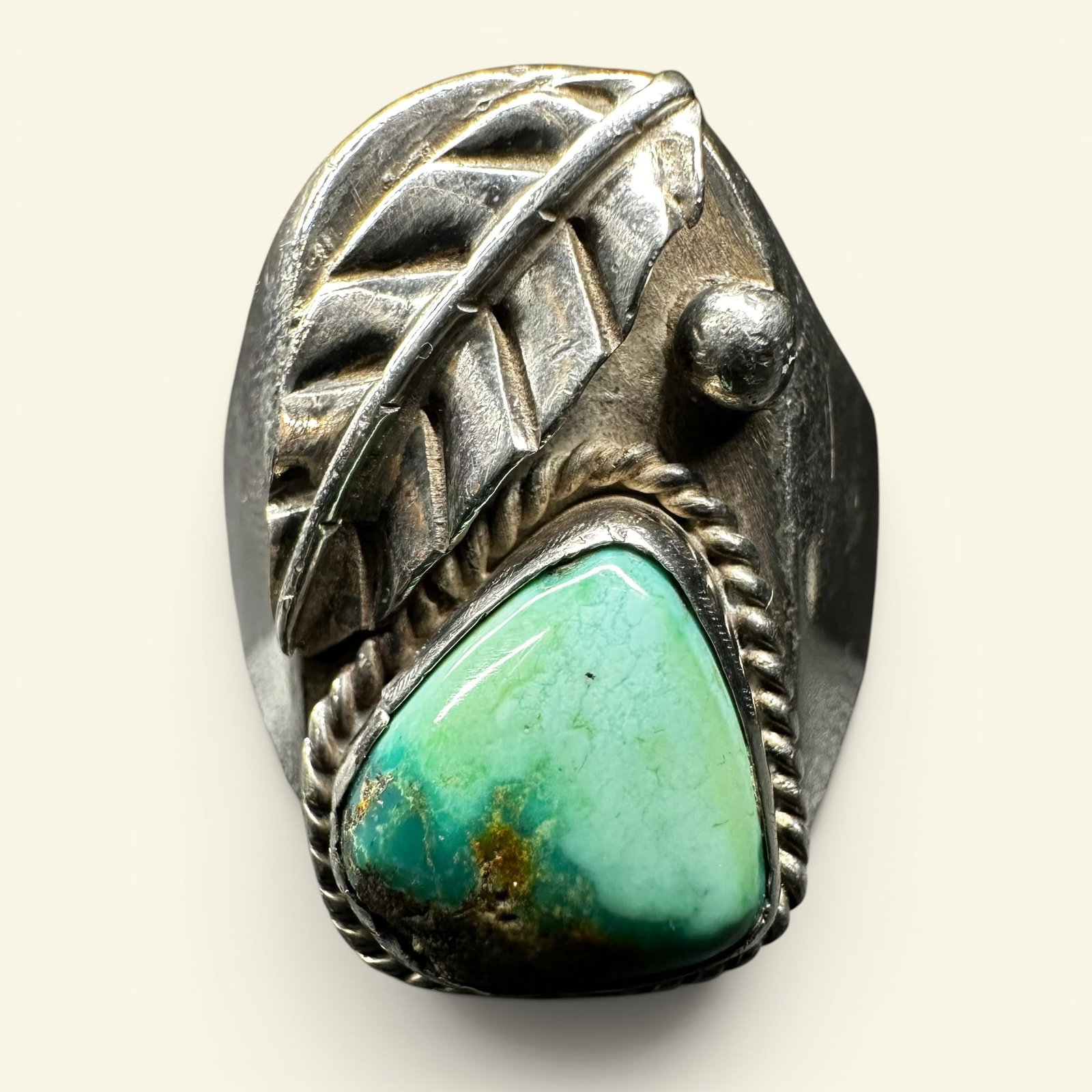 Sz14.25/24g Native American Sterling Silver Royston Turquoise Men's Ring: Sz14.25/24g Native American Sterling Silver Royston Turquoise Men's Ring:Brand/Model: Hallmarked “Sterling.” Unidentified Native American artisan.Manufacturer Location: Southwestern United Sta