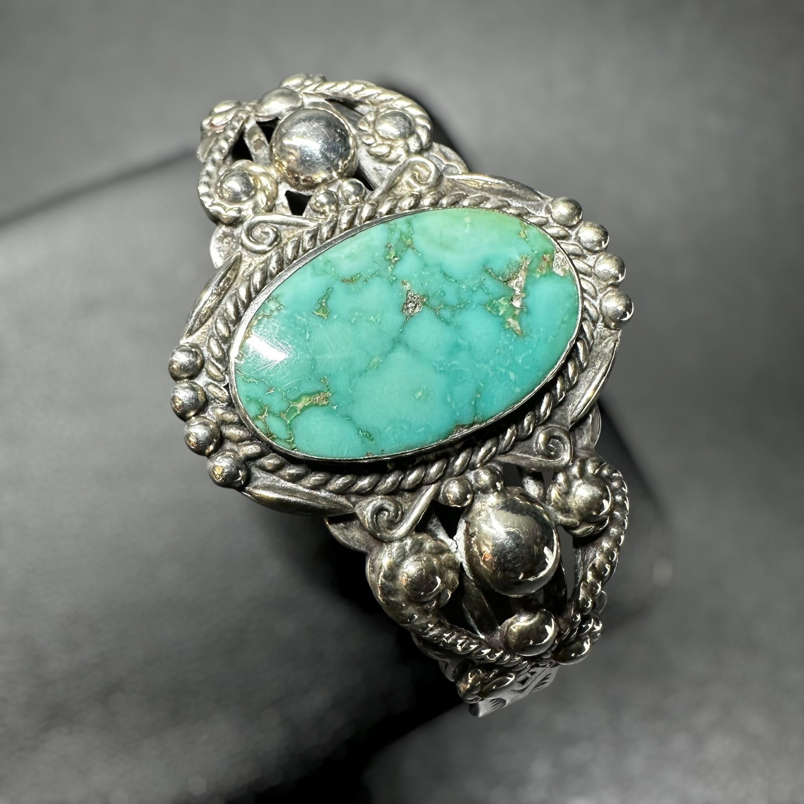 6.5”/31g Vintage Fred Harvey Era Sterling Silver Cerrillos Turquoise Cuff (1 of 11)