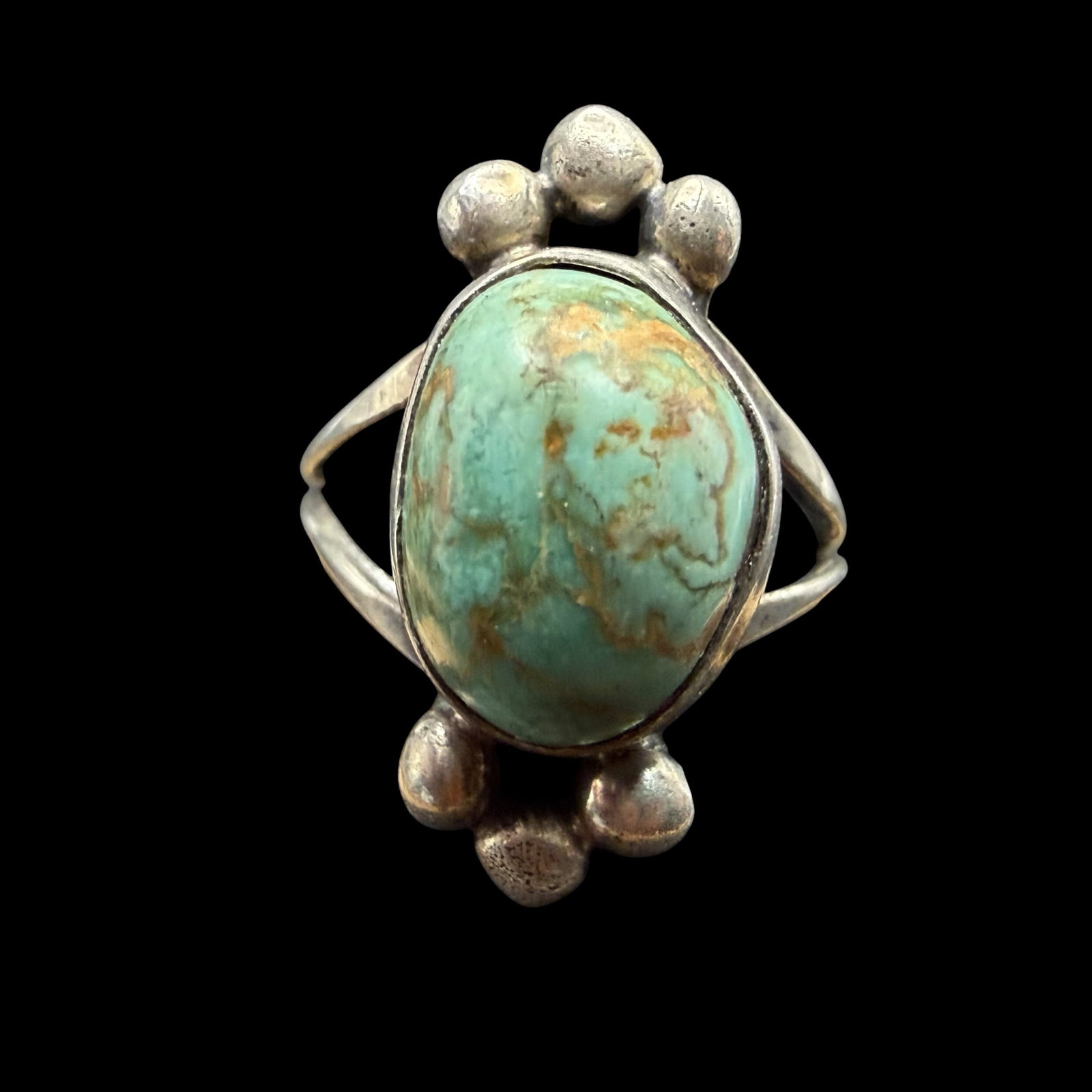 Native American Sterling Silver Turqouise Ring Old Pawn Sz 4.5 3.10g 925: Maker: Unmarked, likely Old Pawn. / Material: Sterling Silver. / Stone: Turquoise. / Size: 4.5. Face measures 3/4” x 5/16”. / Weight: 3.10 grams. / Condition: Excellent, ready to wear and 