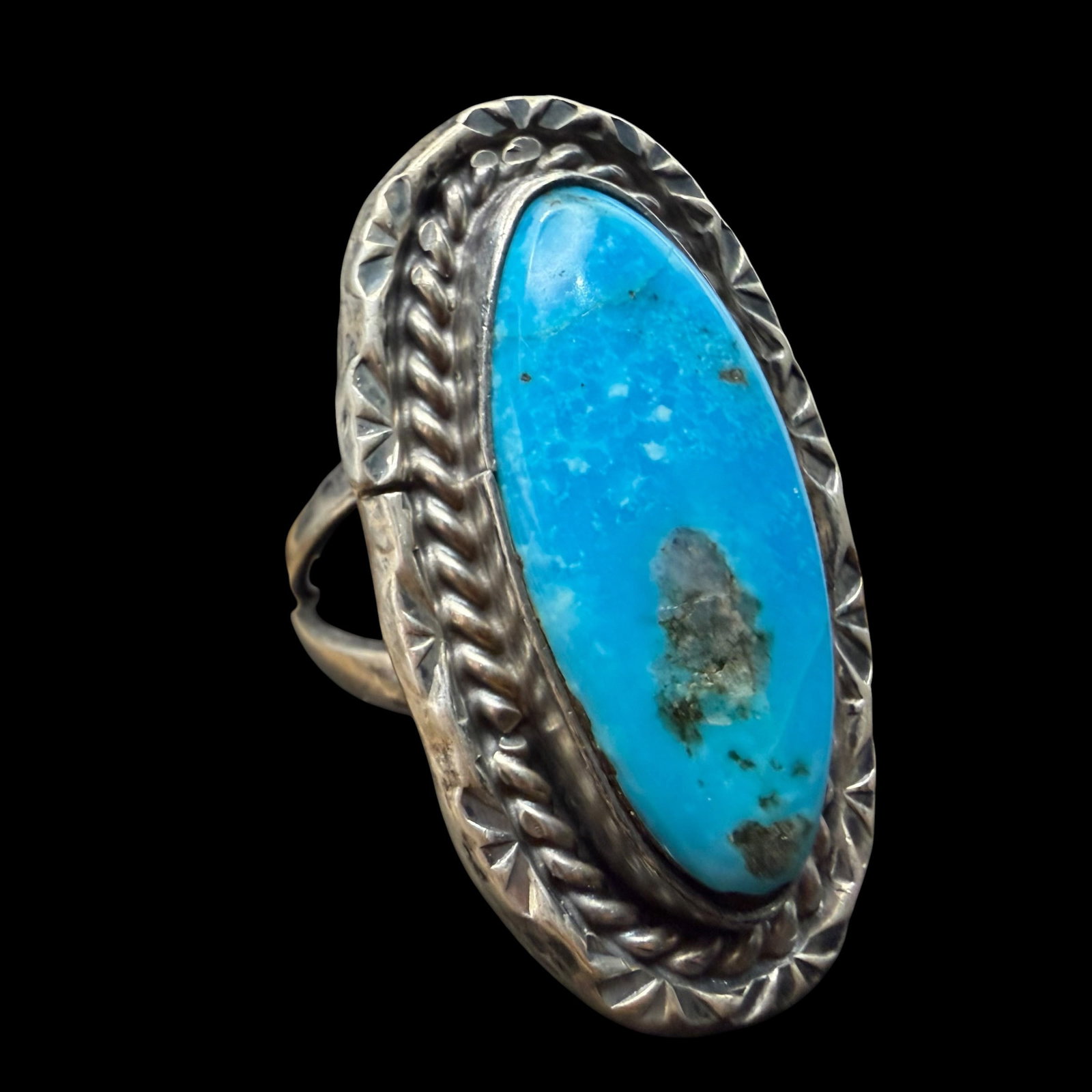 Native American Sterling Silver Turqouise Ring Old Pawn Sz 7.5 9.51g 925: Maker: Unmarked, likely Old Pawn. / Material: Sterling Silver. / Stone: Turquoise. / Size: 7.5. Face measures 1 1/4” x 11/16”. / Weight: 9.51 grams. / Condition: Excellent, ready to wear a