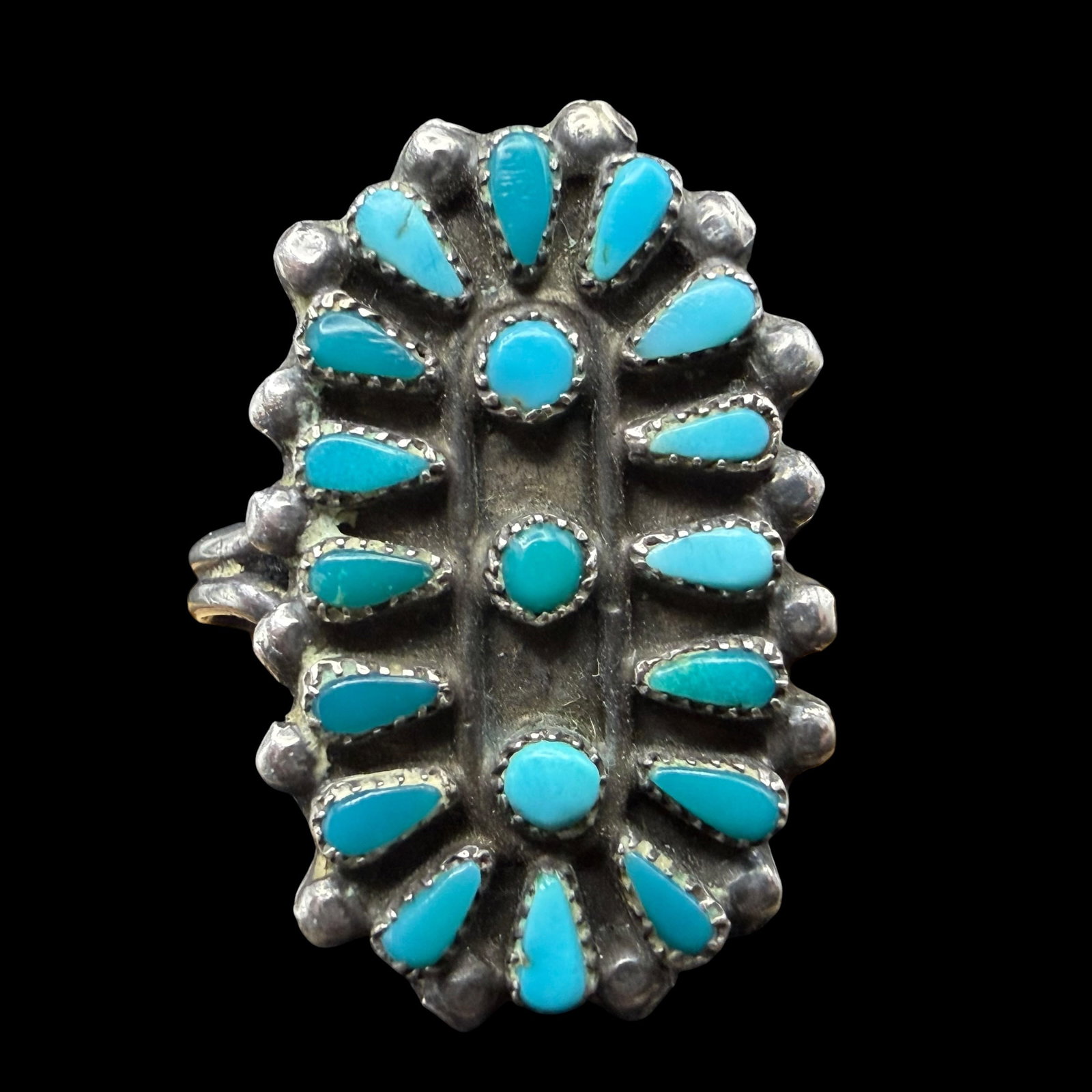 Native American Sterling Silver Turquoise Ring Old Pawn Sz 5.5 3.20g 925: Maker: Unmarked, likely Old Pawn. / Material: Sterling Silver. / Stone: Turquoise. / Size: 5.5. Face measures 15/16” x 5/8”. / Weight: 3.20 grams. Condition: Excellent, ready to wear and e
