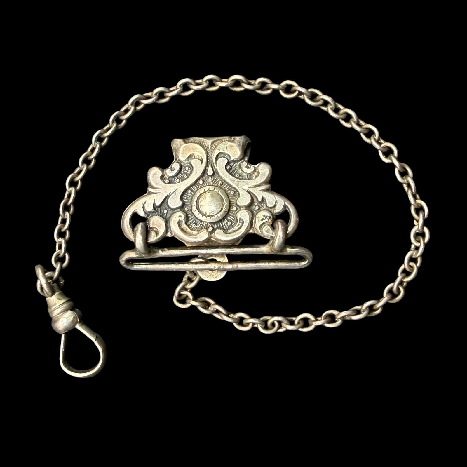 Antique Victorian Sterling Silver Pocket Watch Chain Clip Fob 7.61g 925: Maker: Unknown. / Material: Unmarked Silver. / Stone: None. / Size: 6.75” long x 1” wide. / Weight: 7.61 grams. / Condition: Excellent, ready to wear and enjoy. / Sold as is. Measurements 