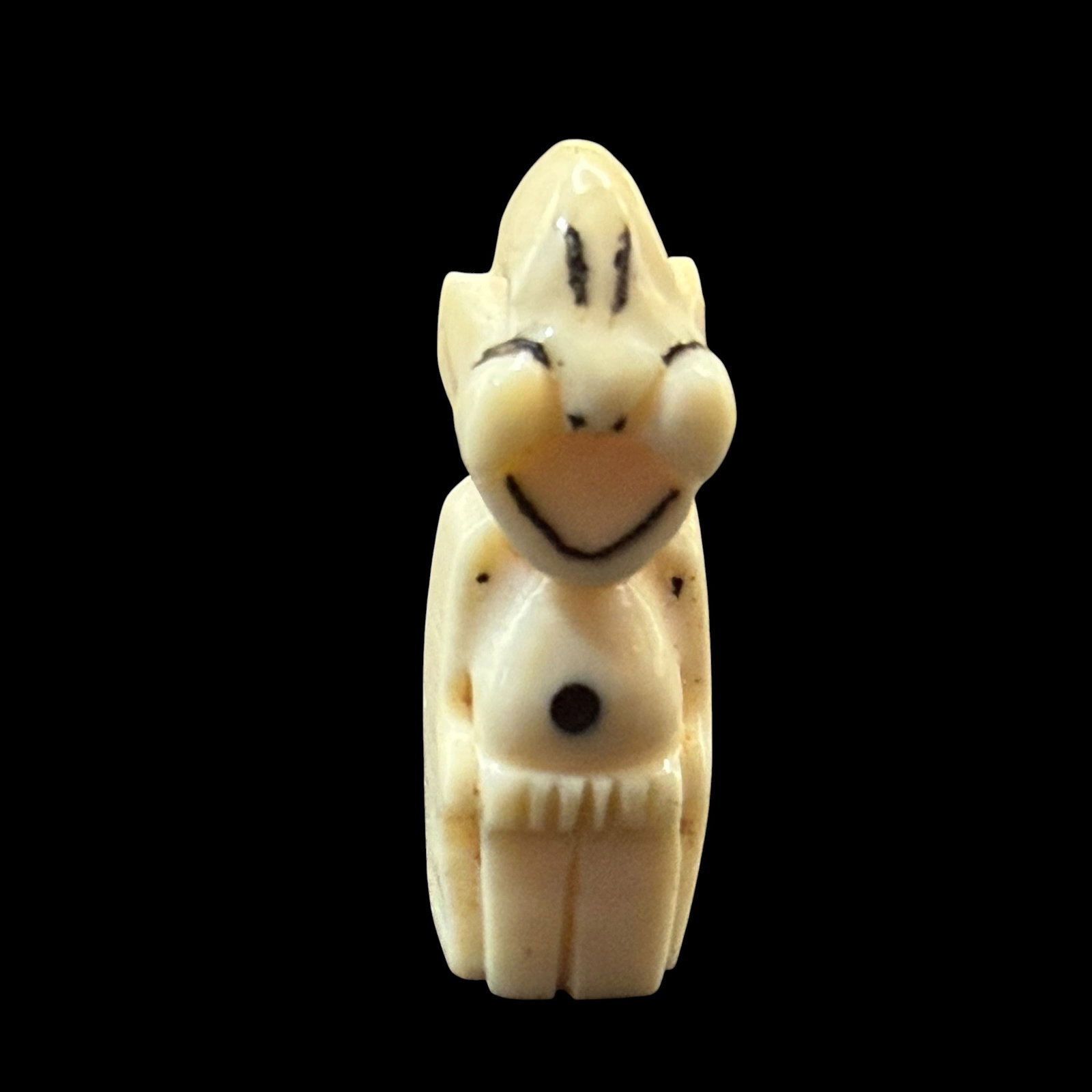 Vintage Inuit Alaskan Native American Indian Billiken Hand Carved Material 3/4” Charm Carving: Maker: Unsigned, Inuit Alaskan Native. / Material: Hand carved natural material. / Size: 3/4” tall. / Condition: Excellent and ready to enjoy. Needs a hook on the top to be able to wear or displ