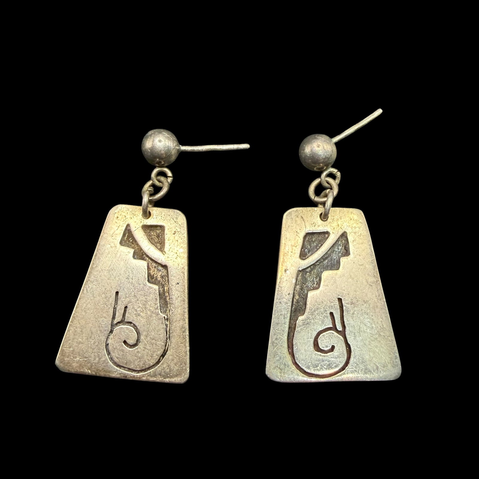 Vintage Sterling Silver Native American Earrings Signed 5.90g 925: Maker: Marked as shown, unknown. / Material: Sterling Silver. / Stone: None. / Size: 13/16” x 5/8”. / Weight: 5.90 grams. / Condition: Excellent and ready to enjoy. Note both need post bac