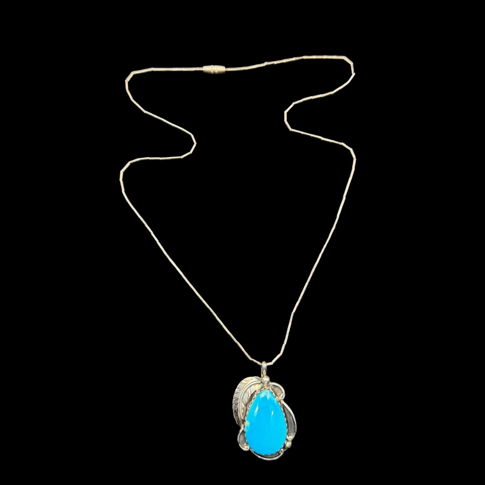 Sterling Silver Turquoise Native American Herbert Tsosie Navajo Necklack Pendant & Chain 12.21g 925: Maker: Herbert Tsosie Navajo. / Material: Sterling Silver. / Stone: Turquoise. / Size: 1 1/2” x 1”. Chain is 19” long overall. / Weight: 12.21 grams combined. / Condition: Excellent,