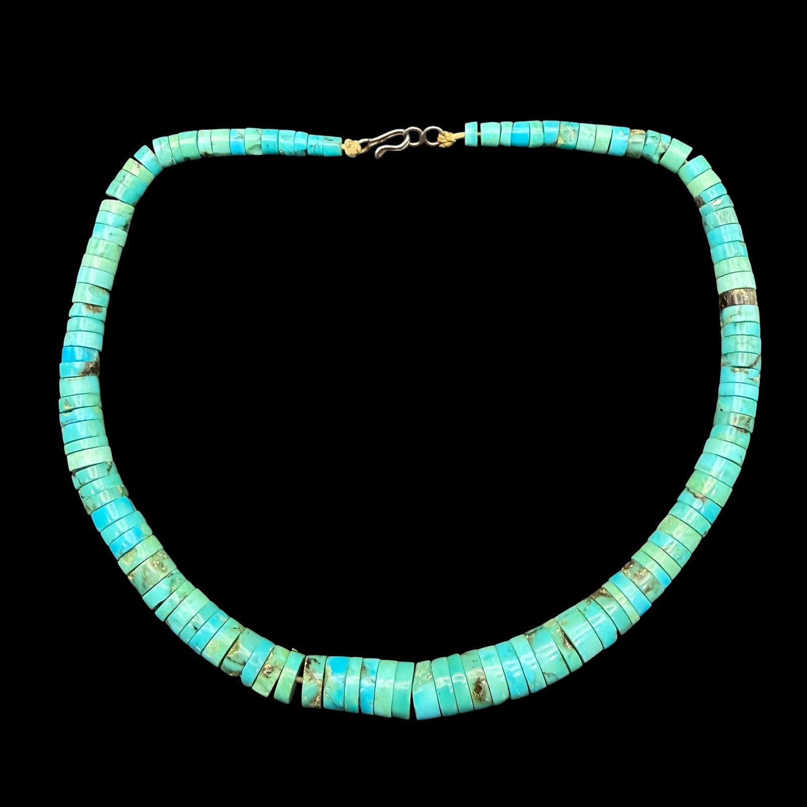 Vintage Native American Old Pawn Turquoise Bead Necklace 15.5” Long: Maker: Unmarked, Likely Old Pawn. /Stone: Turquoise. / Size: 15 1/2” long overall. Largest bead 3/8” diameter. / Condition: Excellent, ready to enjoy. Not all are perfectly round beads due