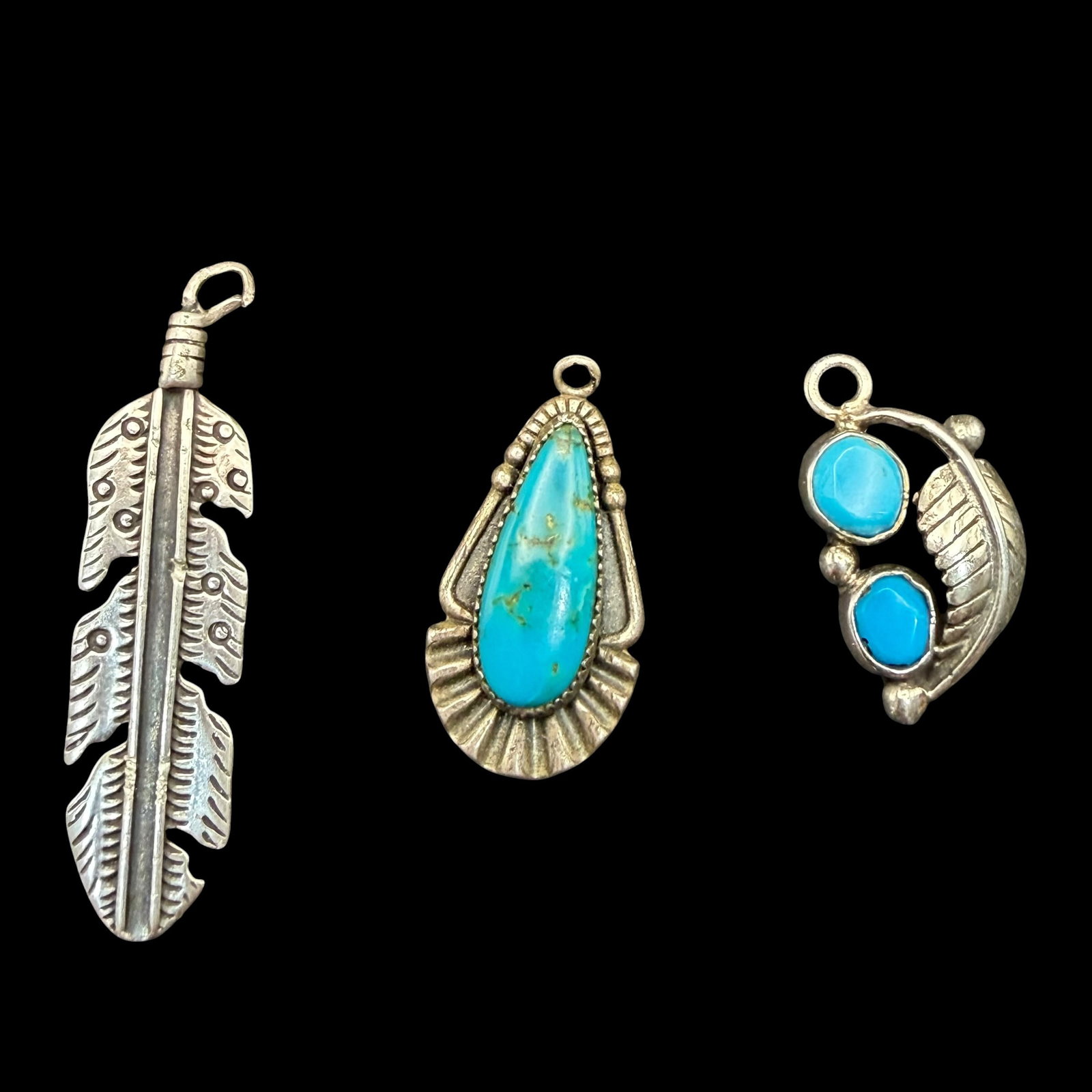 3 Vintage Sterling Silver Necklace Pendants AJM Old Pawn Turquoise 10.0g 925 Native American: Maker: Feather marked AJM, unknown. Other 2 Unmarked, likely Old Pawn. / Material: Sterling Silver. / Stone: Turquoise. / Size: Feather 1 13/16” x 7/16”. Single Turq 1 1/8” x 9/16&rd