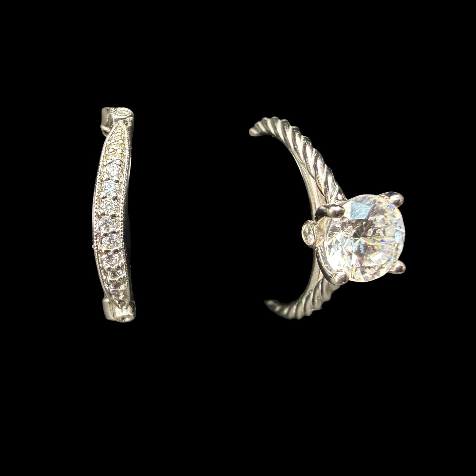 Sterling Silver Solitaire CZ Engagement Ring Sz 7.25 & Band Sz 6.75 3.91g 925: Maker: Unmakred and VT Sample. / Material: Sterling Silver. / Stone: CZ, Cubic Zirconia. / Size: Solitaire 7.25. Band 6.75. / Weight: 3.91 grams combined. / Condition: Excellent! Ready to enjoy! / Sol