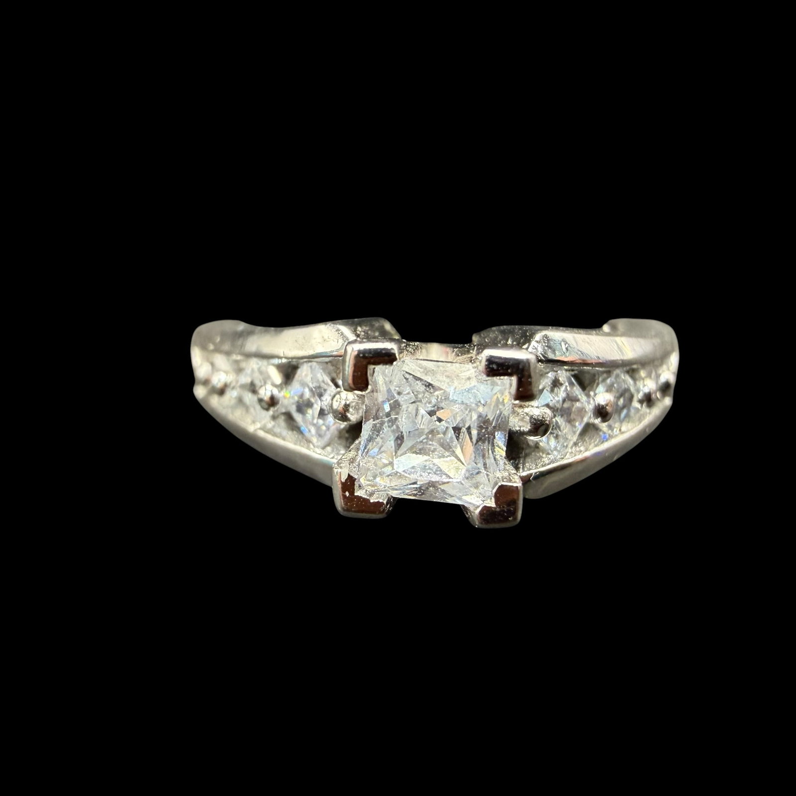 Sterling Silver Solitaire CZ Engagement Ring VG 4.74g 925 New: Maker: Marked VG. / Material: Sterling Silver. Stone: CZ, Cubic Zirconia. / Size: 6.75. .28 carat. / Weight: 4.74 grams. / Condition: Excellent! Ready to enjoy! / Sold as is. Measurements are approxim