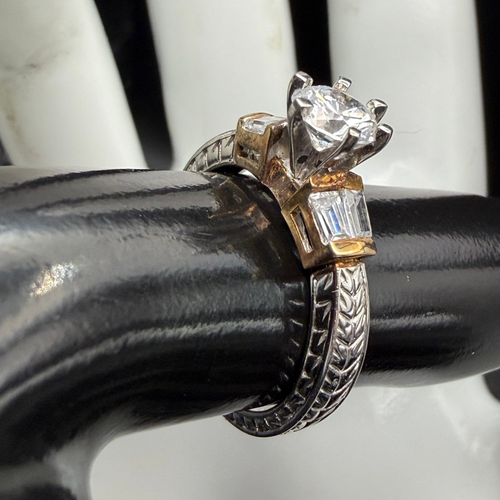 Sterling Silver CZ Engagement Ring VG 4.14g 925 New Sz 7 Cubic Zirconia: Maker: Marked VG. / Material: Sterling Silver. / Stone: CZ, Cubic Zirconia. / Size: 7. .40 carat. / Weight: 4.14 grams. / Condition: Excellent! Ready to enjoy! / Sold as is. Measurements are approxima