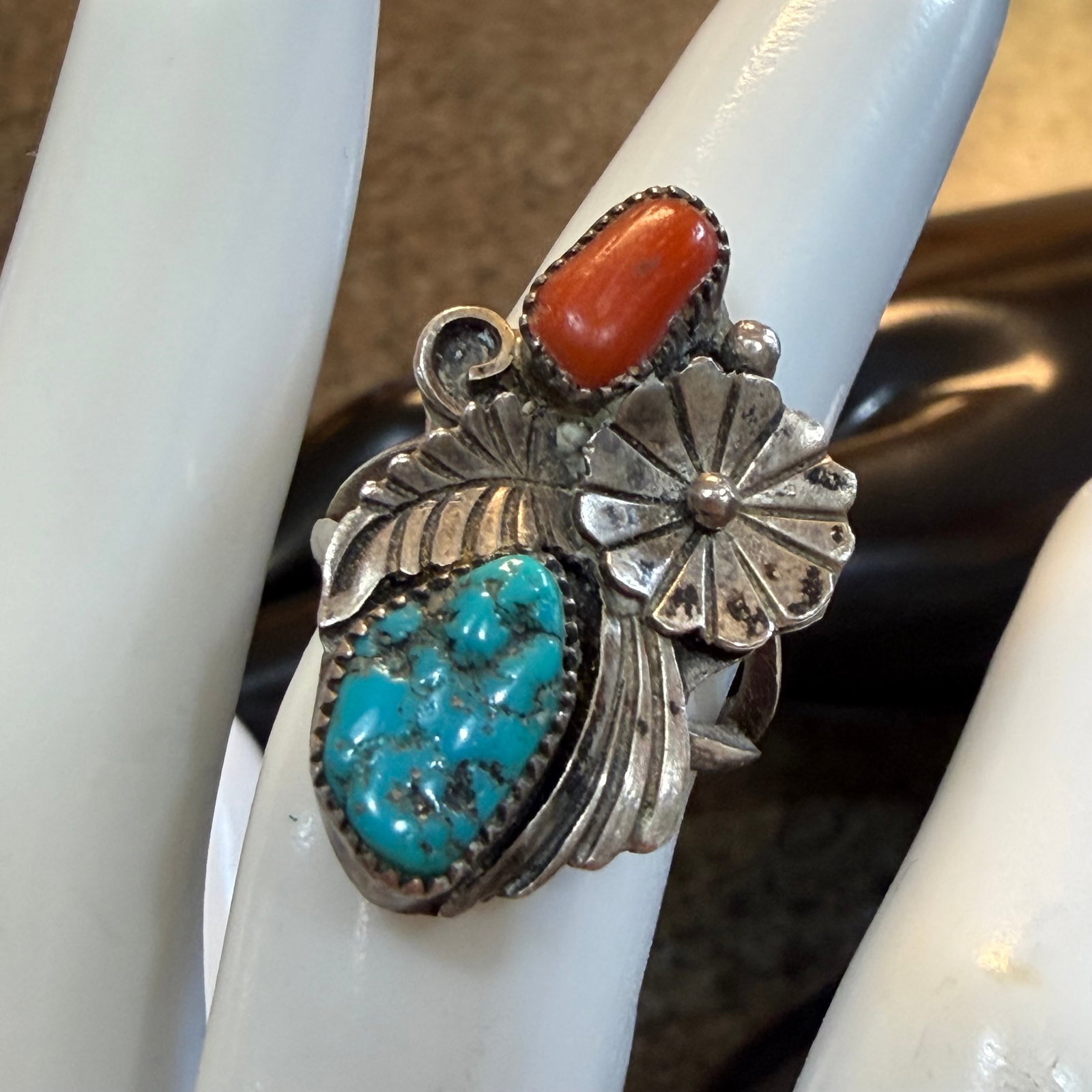 Vintage Sterling Silver Turquoise Coral Native American Old Pawn Ring Sz 5.5 5.62g 925: Maker: Old Pawn. / Material: Sterling Silver. / Stone: Turquoise and Coral. / Size: 5.5. Face measures 1 1/4” x 3/4”. / Weight: 5.62 grams. / Condition: Great, ready to enjoy! / Sold as is