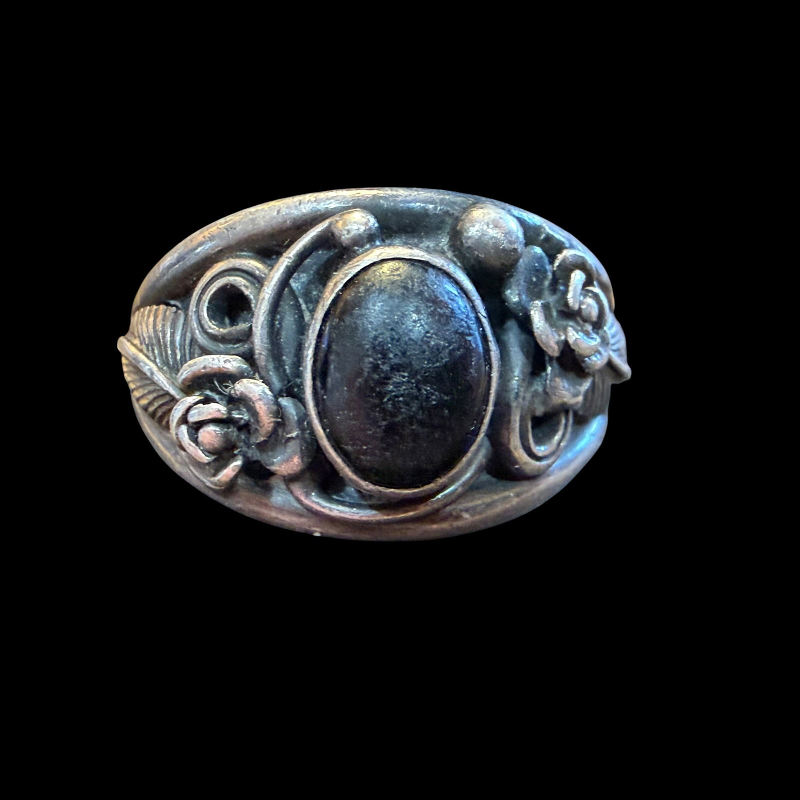 Vintage Native American Sterling Silver Turquoise Ring Murray Jackson Sz 8.75 5.30g 925: Maker: Murray Jackson. / Material: Sterling Silver. / Stone: Black Onyx. / Size: 8.75. / Weight: 5.30 grams. / Condition: Great, ready to enjoy! / Sold as is. Measurements are approximate. Please see 