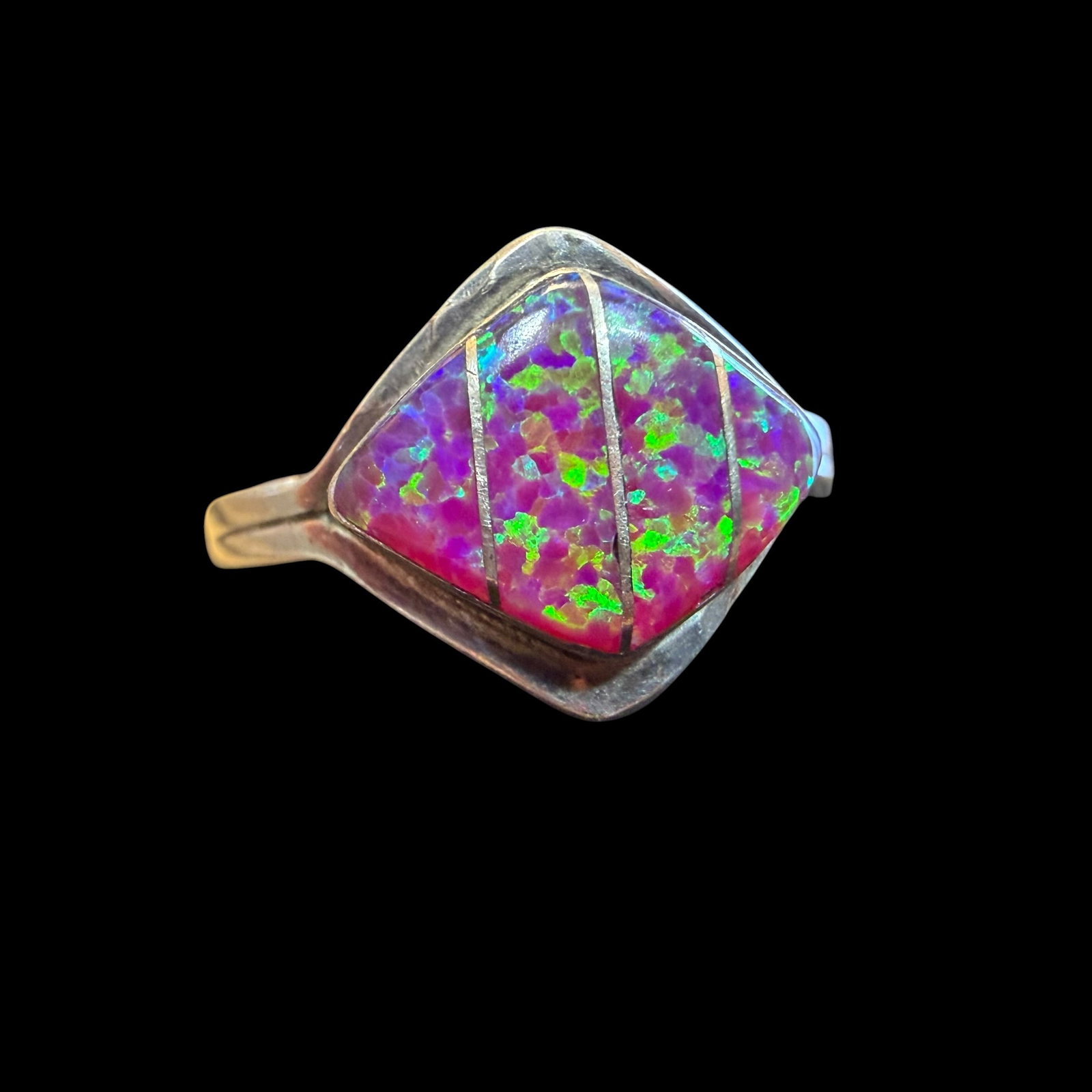 Vintage Native American Sterliing Silver Purple Opal Ring Larry Moses Yazzie Sz 9.25 3.30g 925: Maker: Larry Moses Yazzie. / Material: Sterling Silver. / Stone: I believe its is simulated Opal. / Size: 9.25. Face measures 1/2” wide. / Weight: 3.30 grams. / Condition: Great, ready to enjoy!
