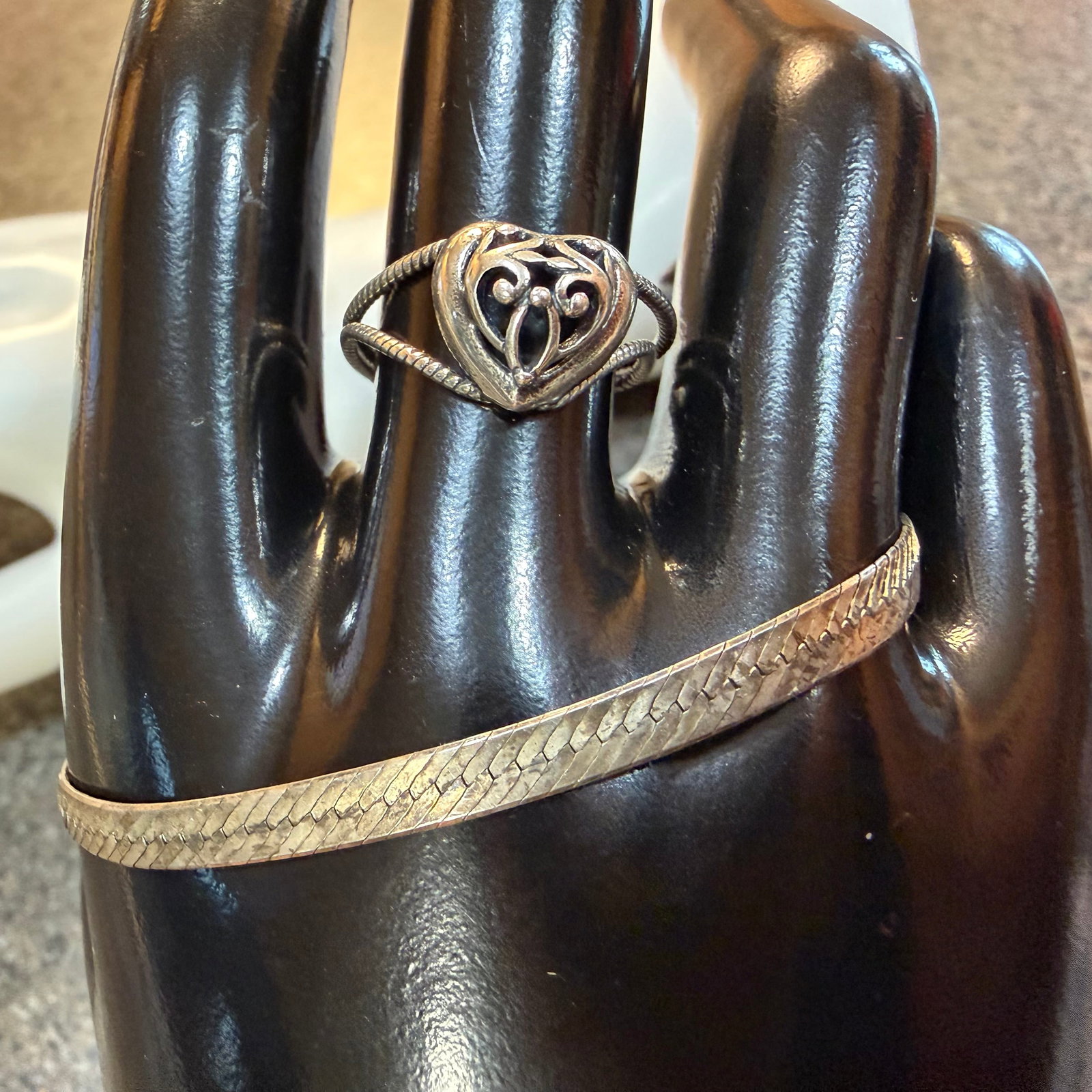 Vintage Sterling Silver Bracelet 7” & Heart Ring Sz 5.5 Flex 5.30g 925: Maker: Bracelet marked Italy, Ring unmarked. / Material: Sterling Silver. / Stone: None. / Size: Bracelet 7” long. Ring 5.5 with open back. / Weight: 5.30 grams combined. / Condition: Great, rea