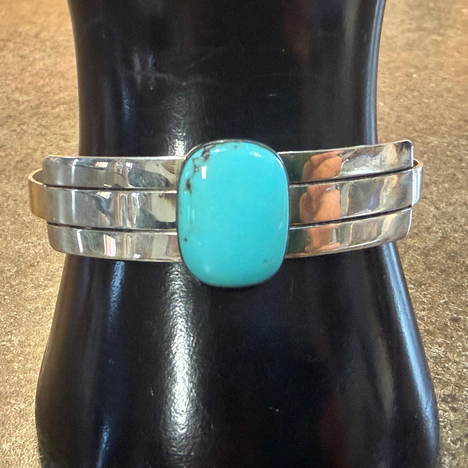 Sterling Silver Turquoise Southwestern Style Desert Rose Trading China Cuff Bracelet 18.33g 925: Maker: Desert Rose Trading, China. / Material: Sterling Silver. / Stone: Turquoise. / Size: Opening 6.4 cm x 4.6 cm. Bade at face 13/16” wide. / Weight: 18.33 grams. / Condition: Great, ready to