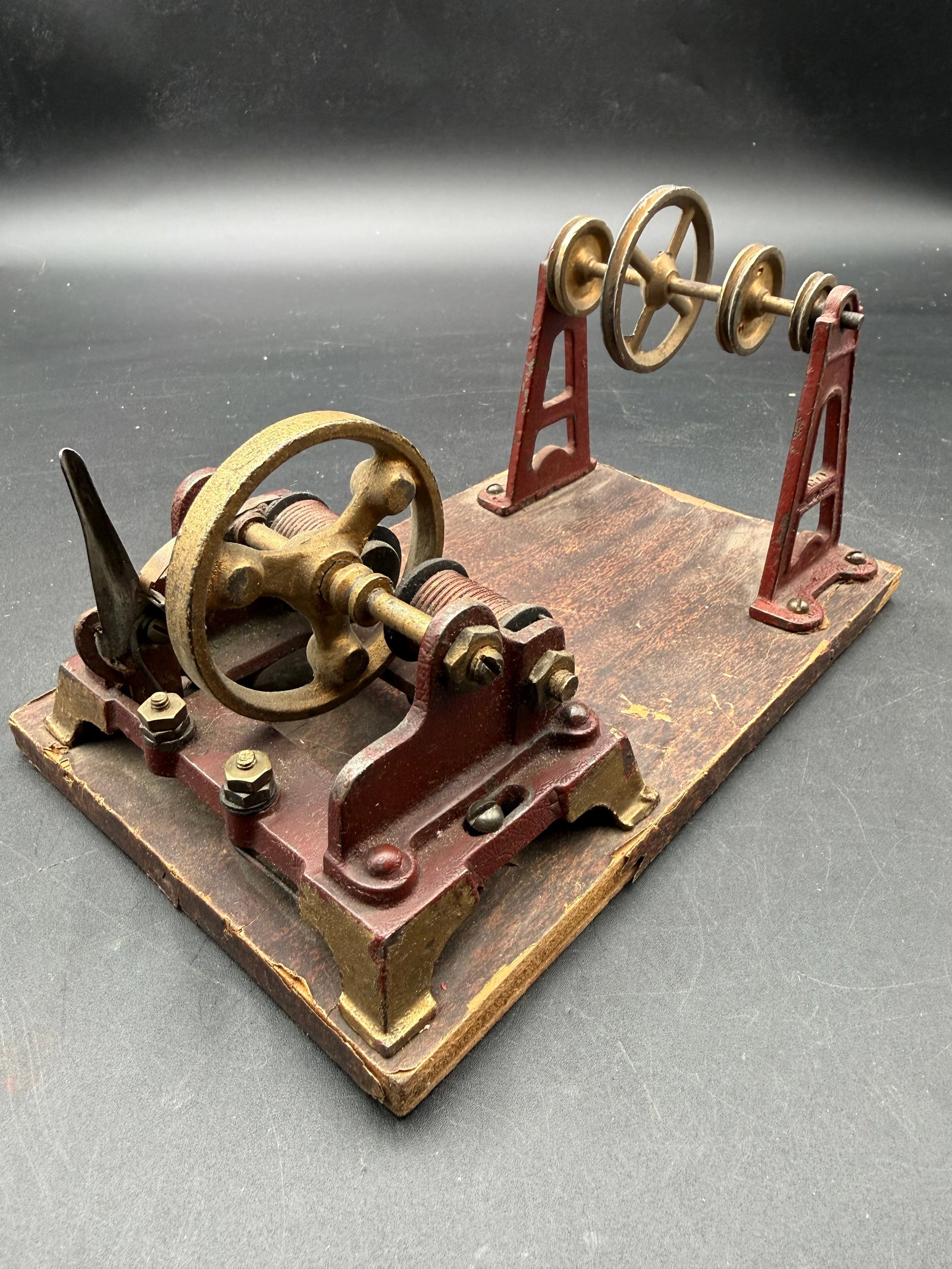 1900’s H & K Bipolar TOY MOTOR ORIGINAL CAST IRON ANTIQUE ELECTRIC MOTOR (1 of 8)