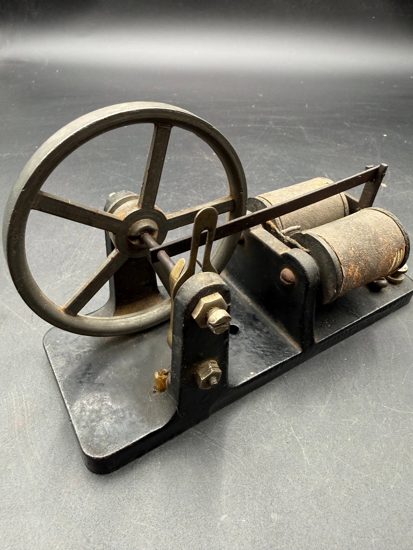 Vintage Electromagnet Engine - 4