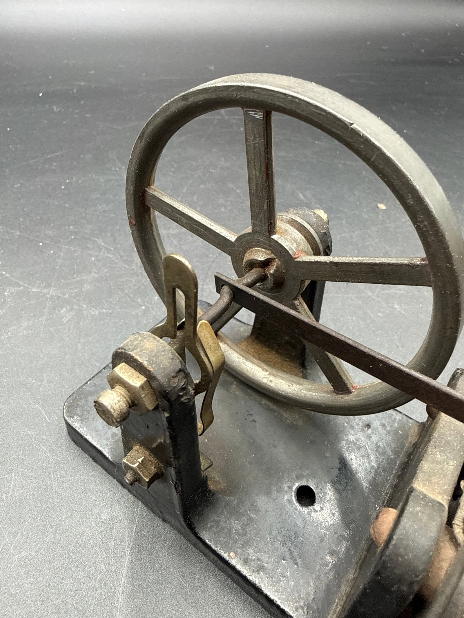 Vintage Electromagnet Engine - 6