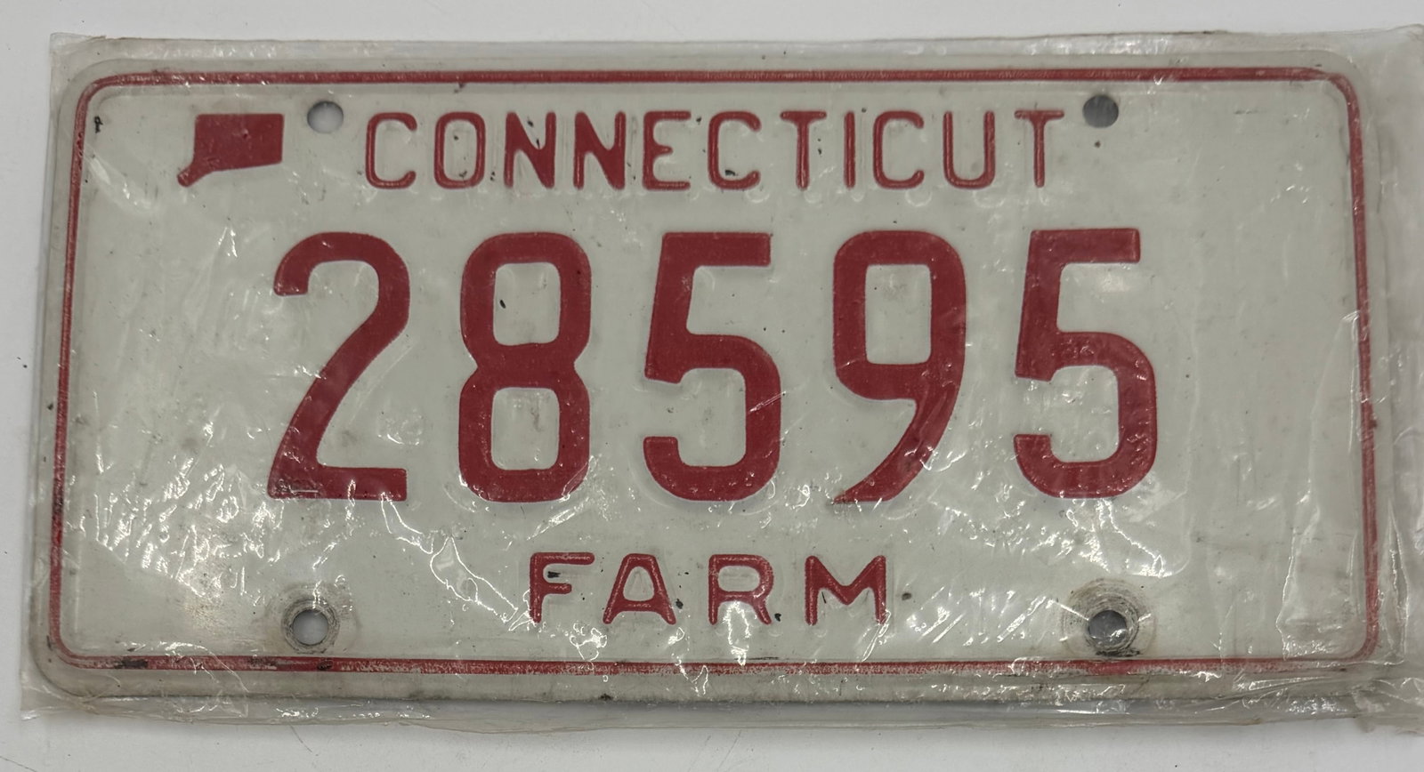 1942 Connecticut Farm License Plate 28595 (1 of 5)