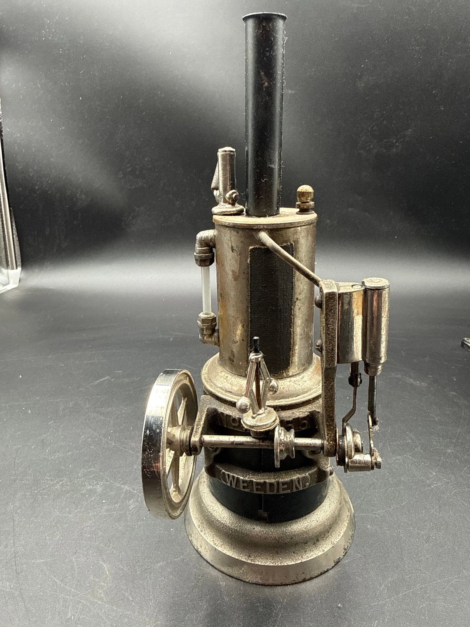 Weeden No. 55 Upright Steam Engine (1 of 8)