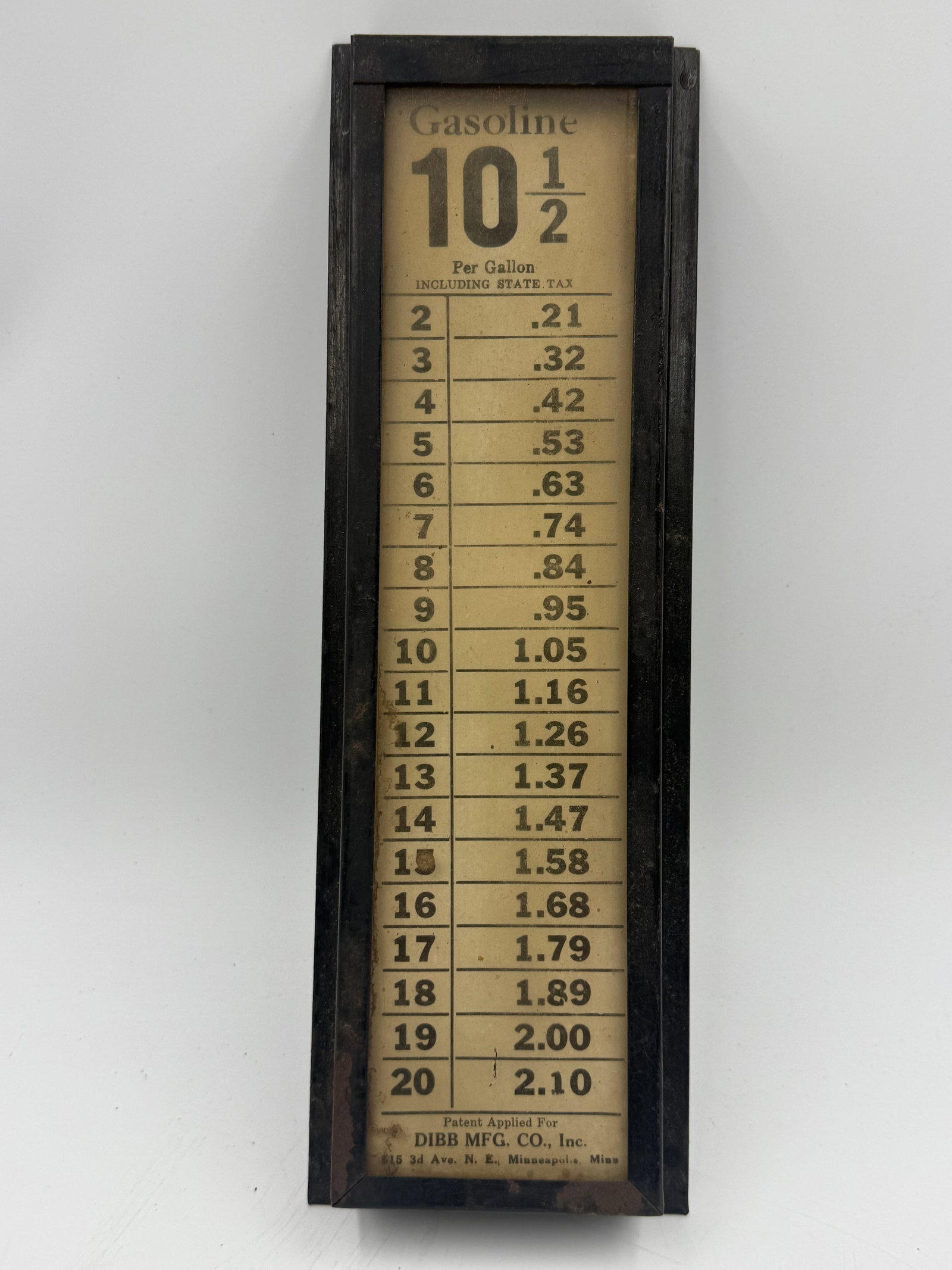 Vintage gasoline price guide: The chart was produced by the Dibb Mfg. Co., Inc., located at 615 3rd Ave. N.E., Minneapolis, Minn.